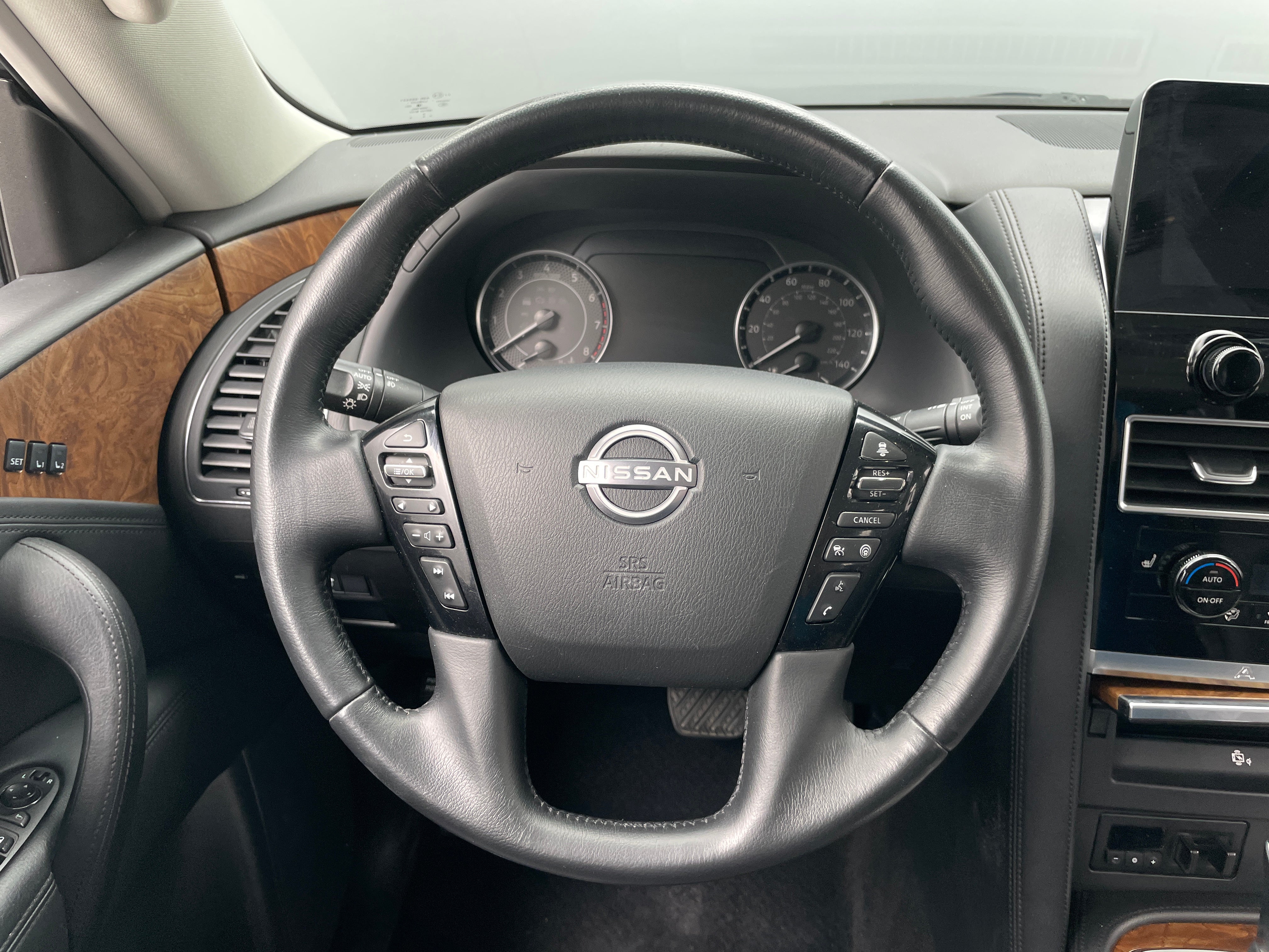 2023 Nissan Armada SL 4
