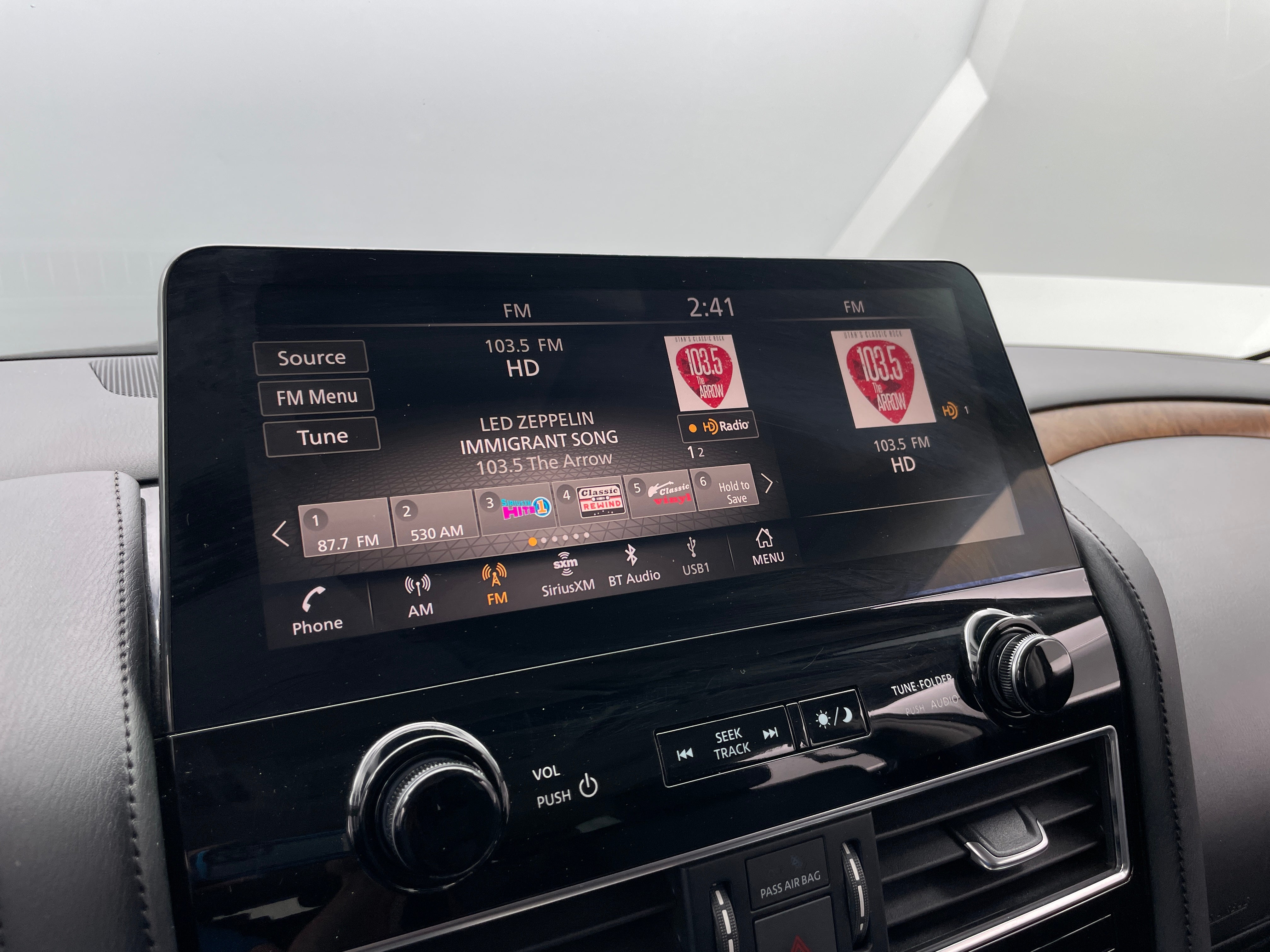 2023 Nissan Armada SL 3