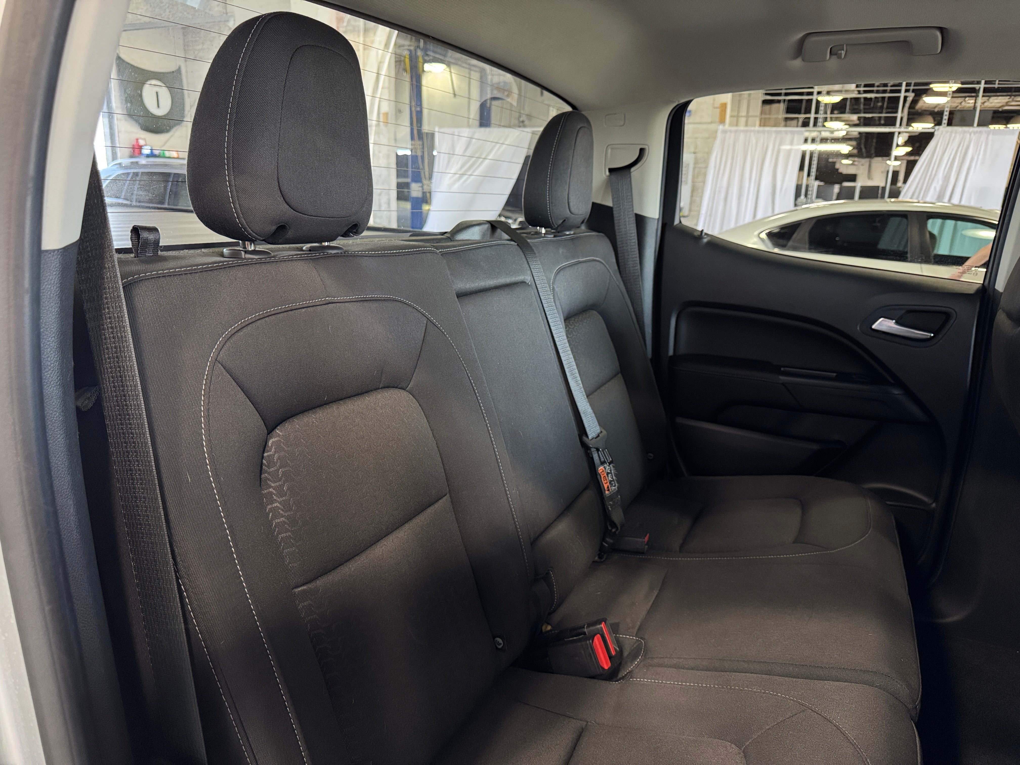 2018 GMC Canyon SLE 6