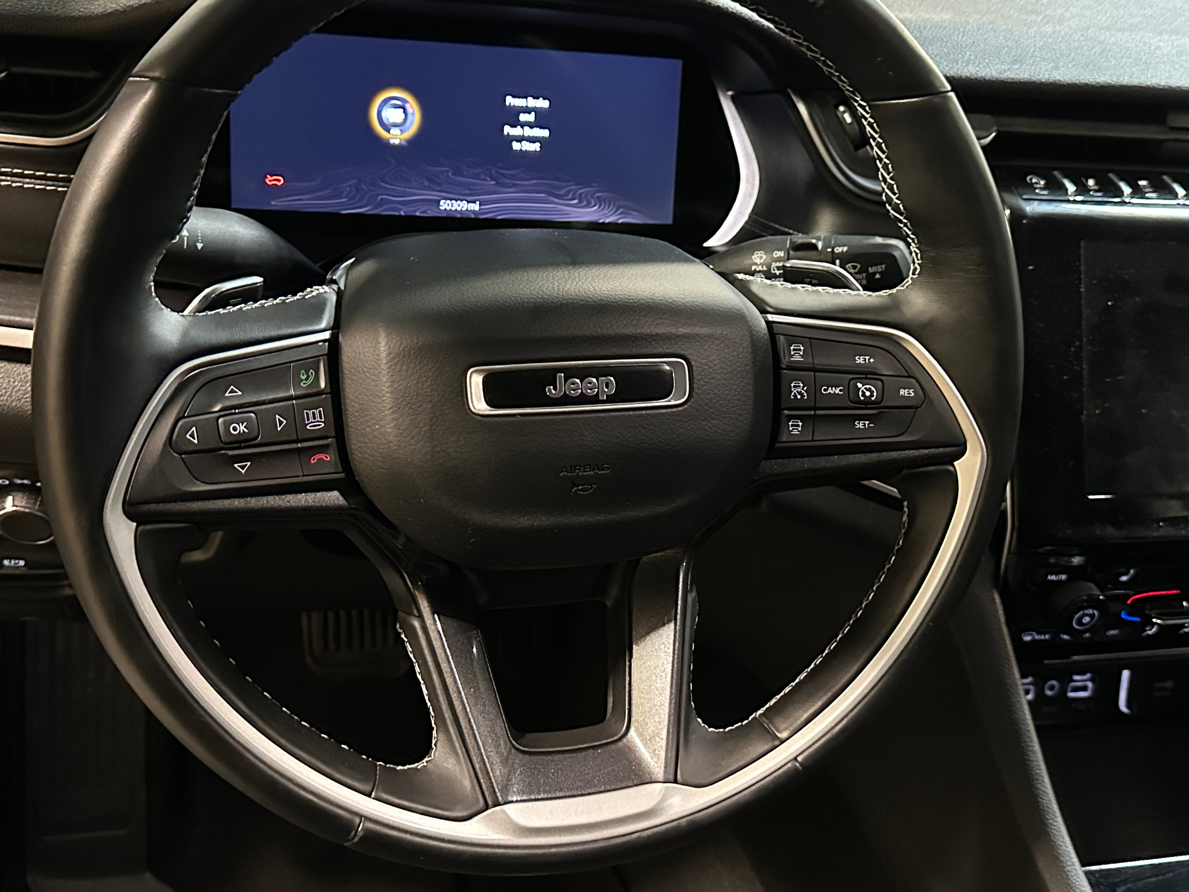 2021 Jeep Grand Cherokee L Laredo 5