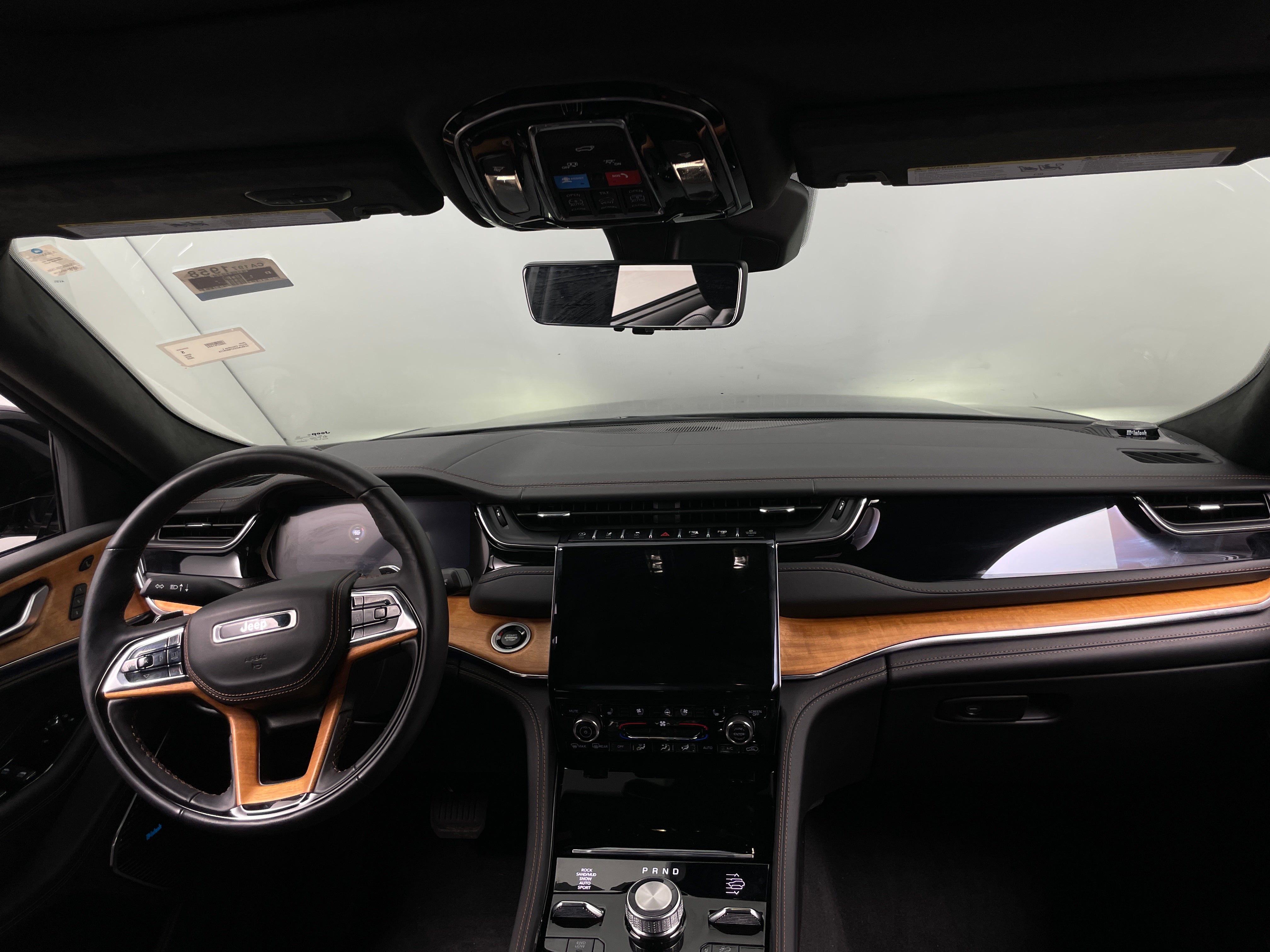 2023 Jeep Grand Cherokee L Summit 2