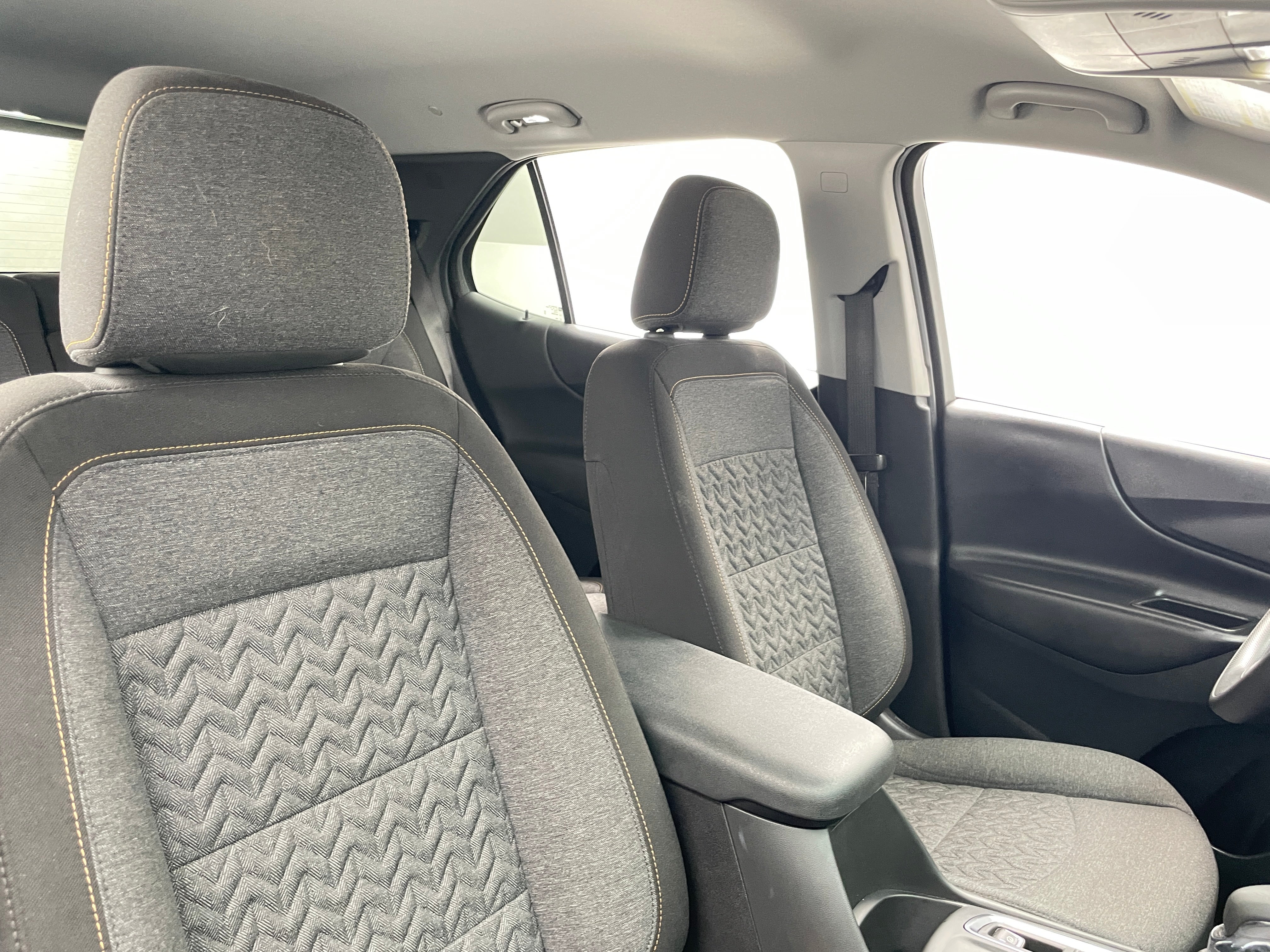 2022 Chevrolet Equinox LT 2