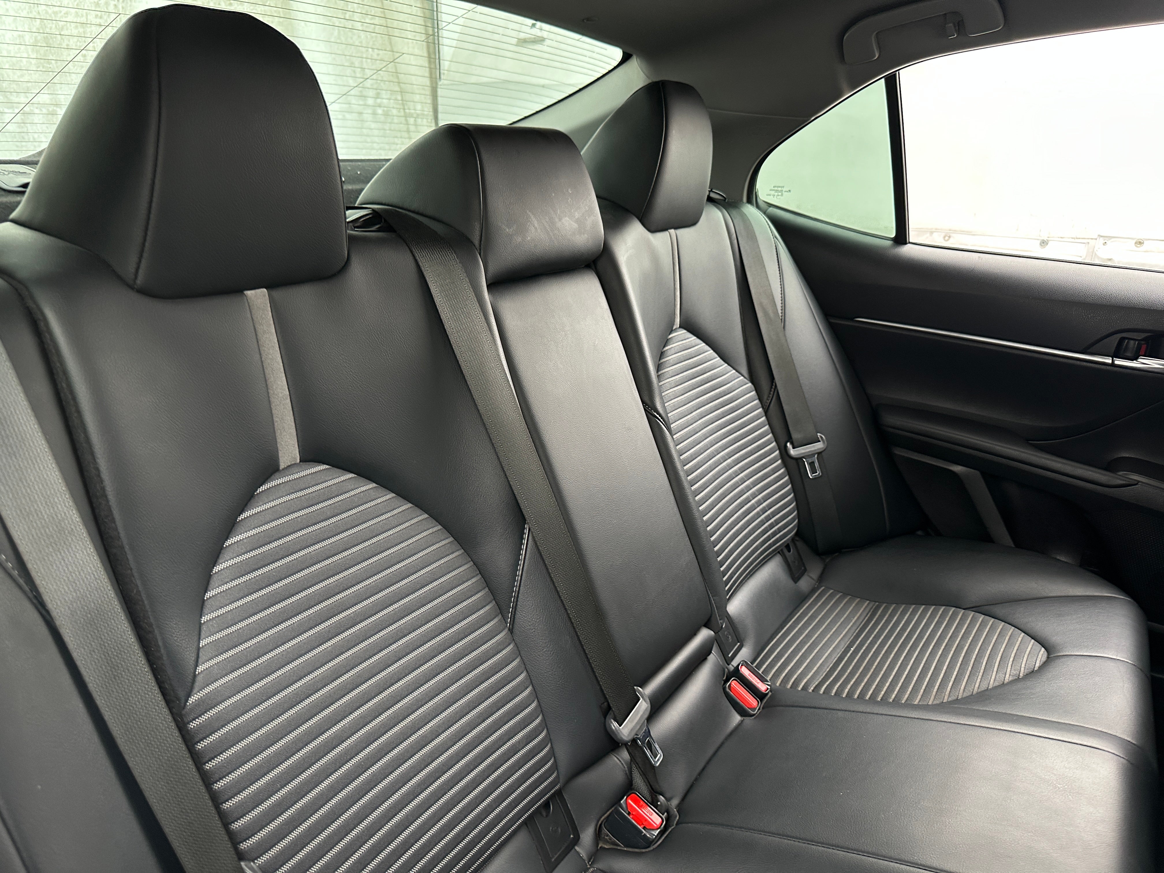 2022 Toyota Camry SE 6