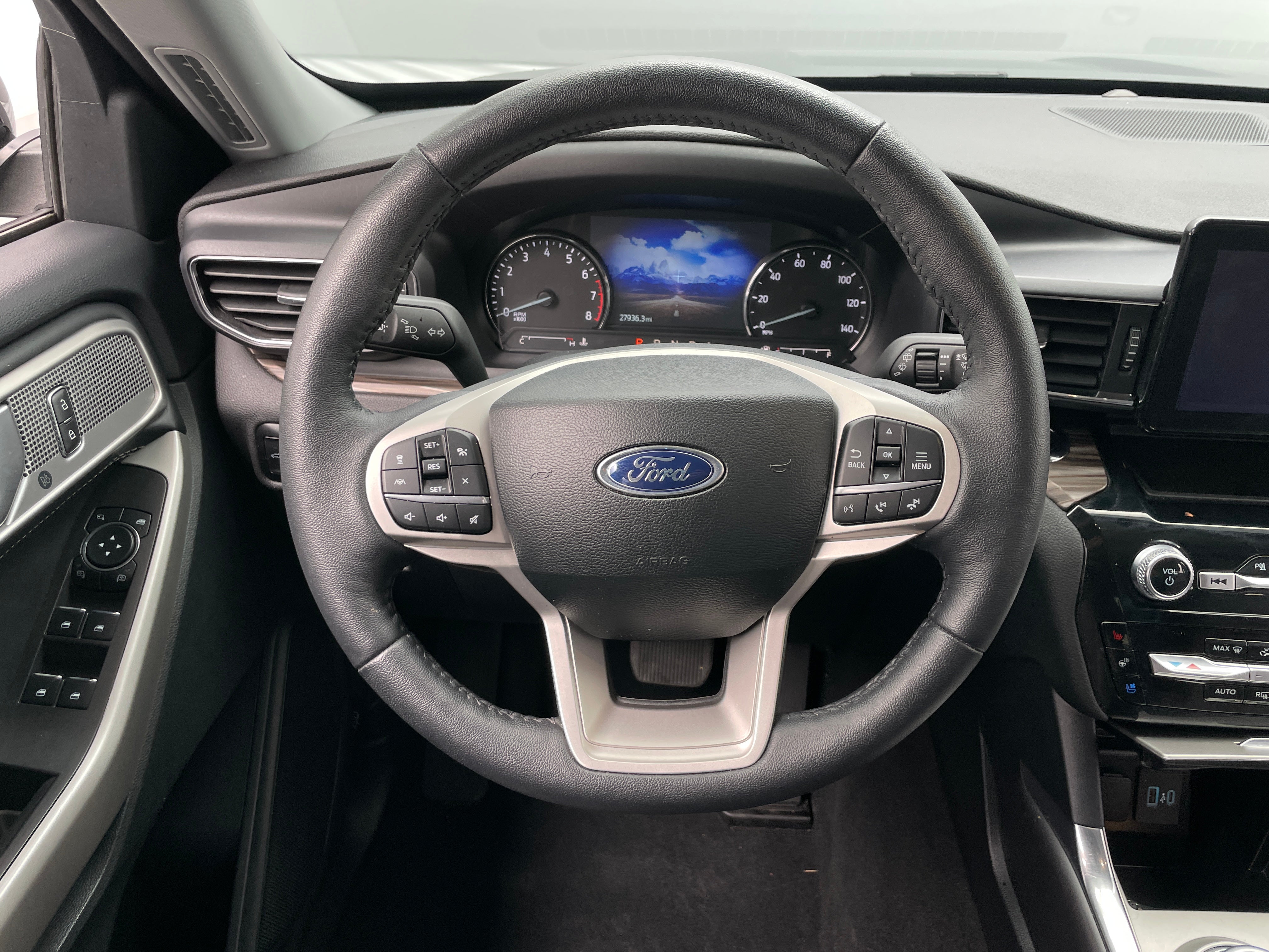 2024 Ford Explorer Limited 4