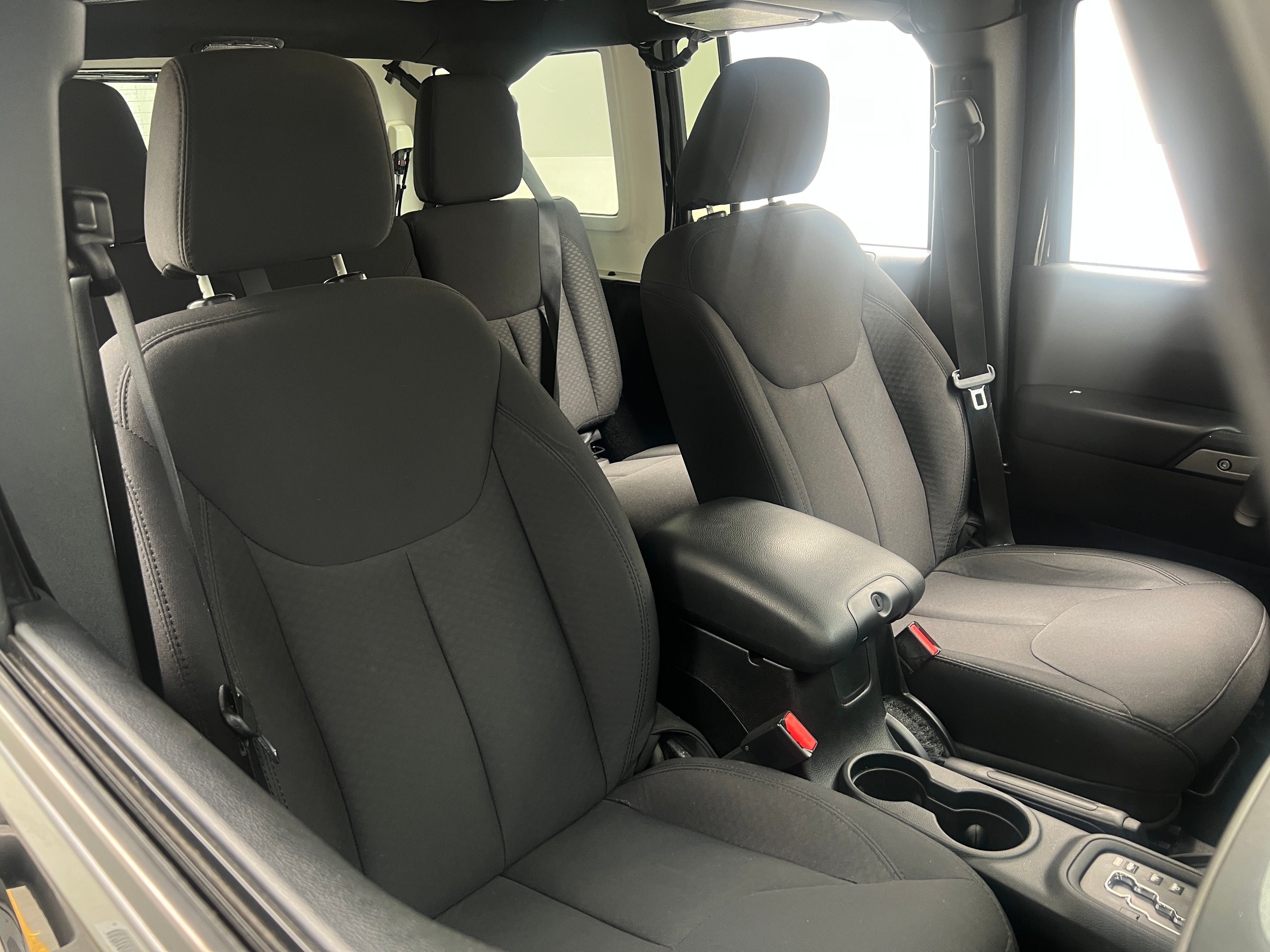 2015 Jeep Wrangler Unlimited Sport S 2