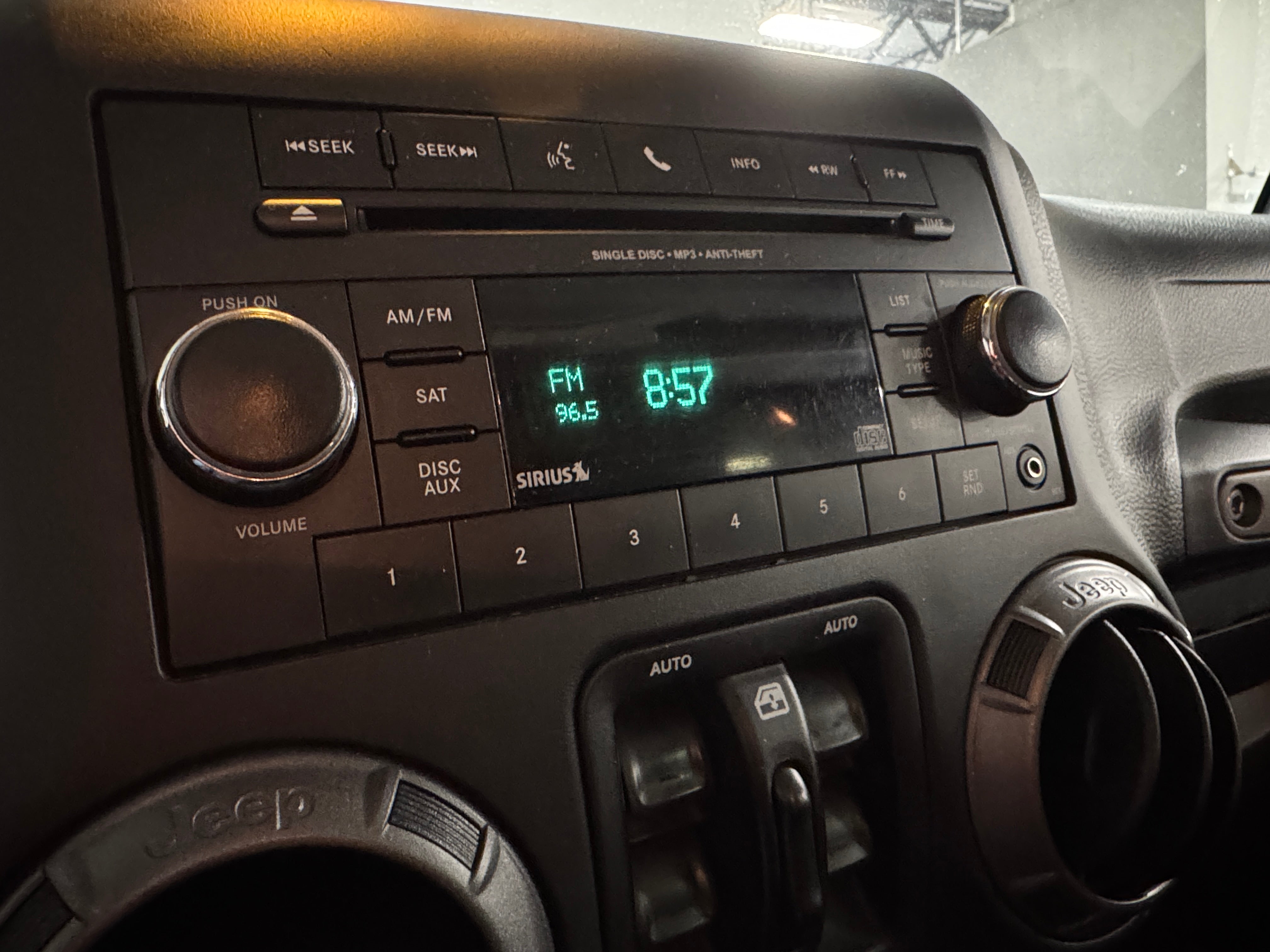 2015 Jeep Wrangler Unlimited Sport S 4