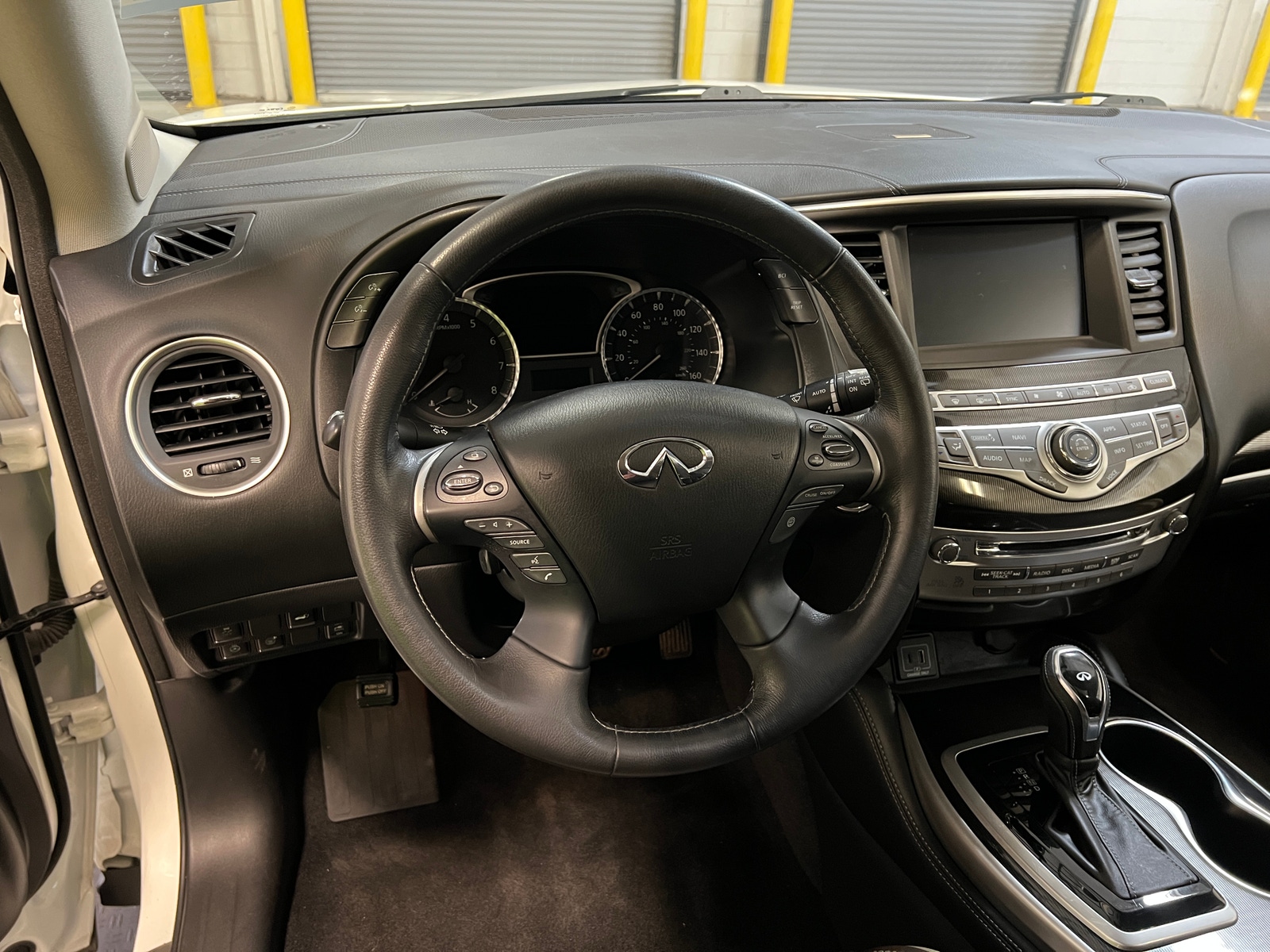 Thumbnail: 2019 INFINITI QX60 - 4
