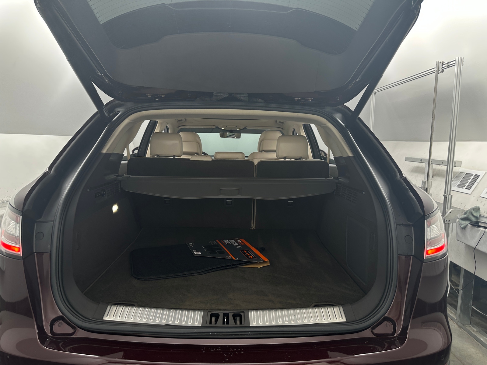 Thumbnail: 2019 Lincoln Nautilus - 6