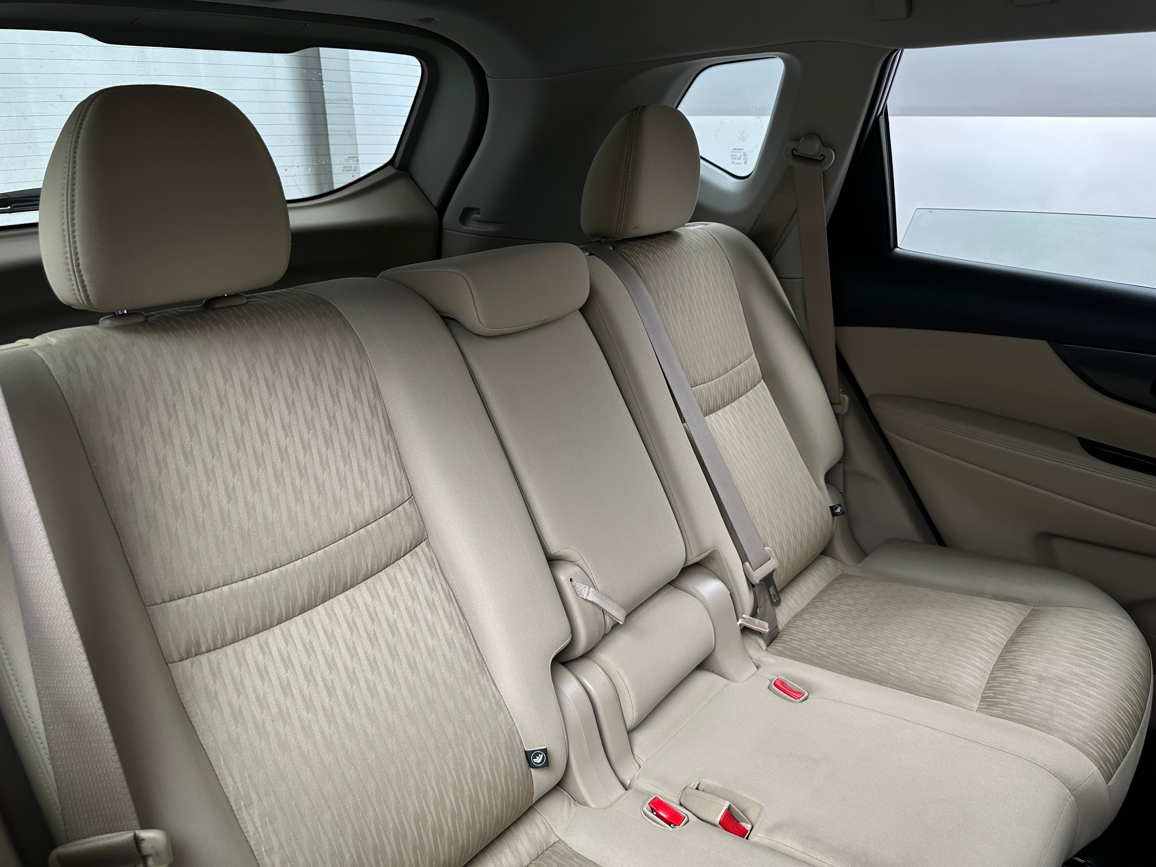 2017 Nissan Rogue S 6