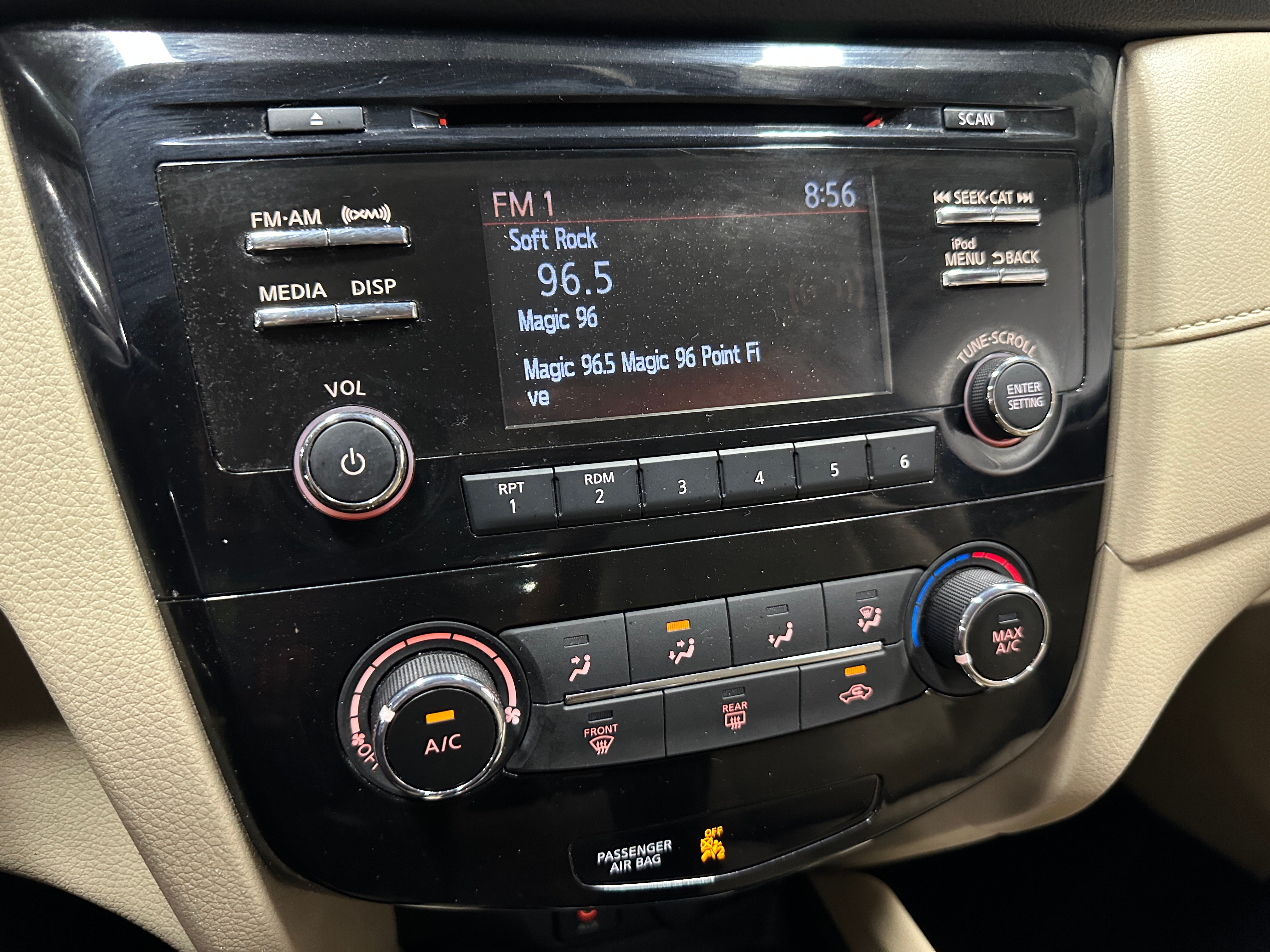 2017 Nissan Rogue S 4