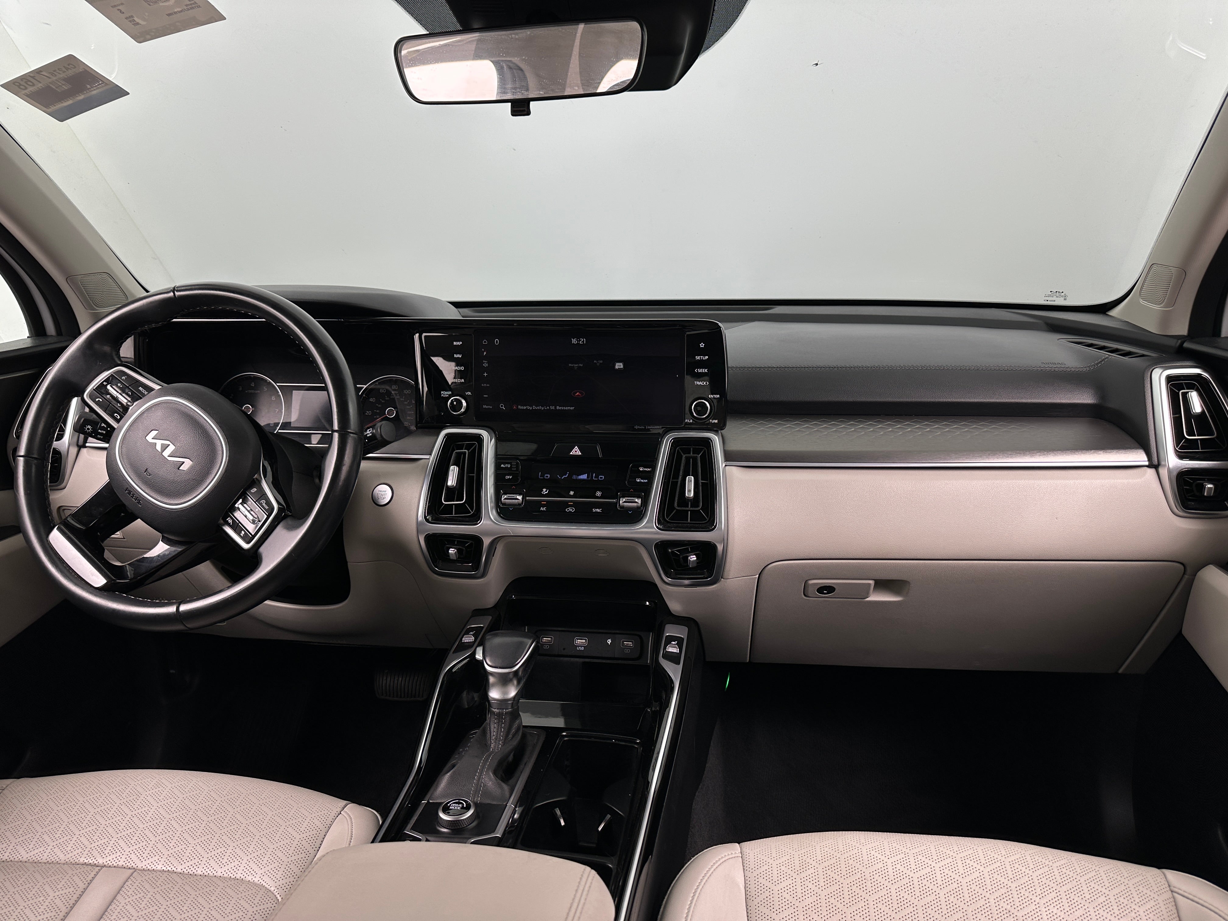 2022 Kia Sorento SX 2