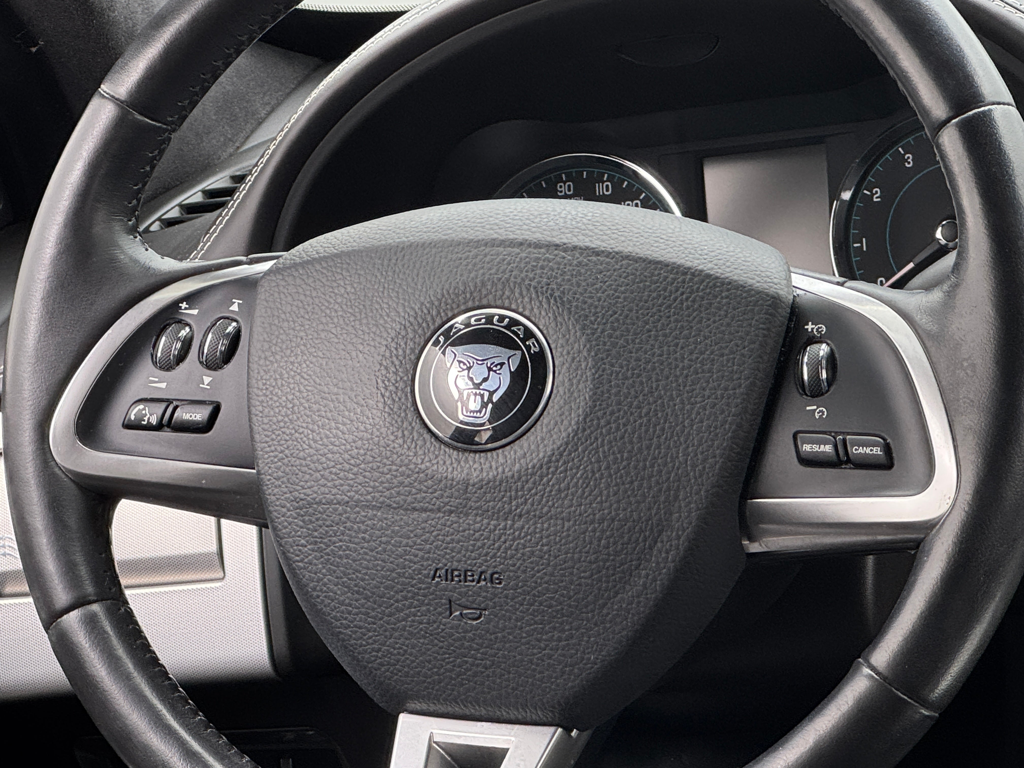 2015 Jaguar XF Supercharged 4
