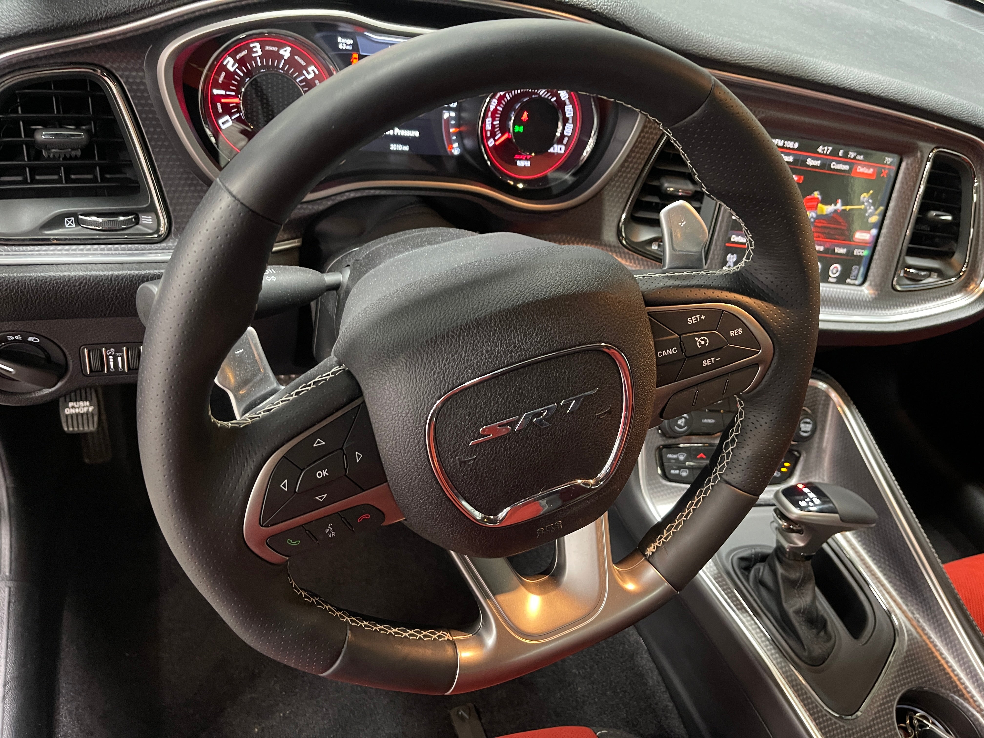 2016 Dodge Challenger SRT Hellcat 3