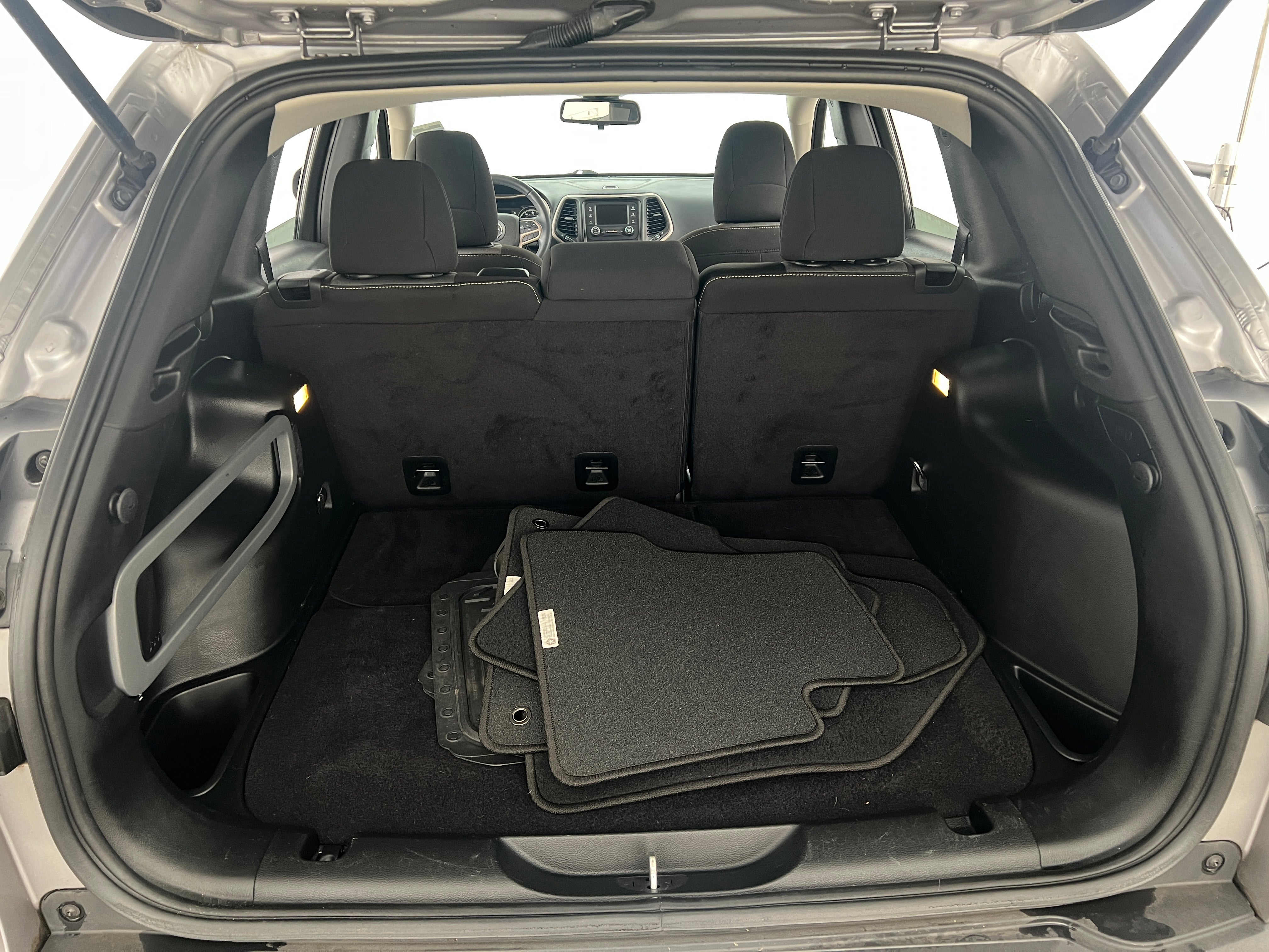 2018 Jeep Cherokee Latitude 7