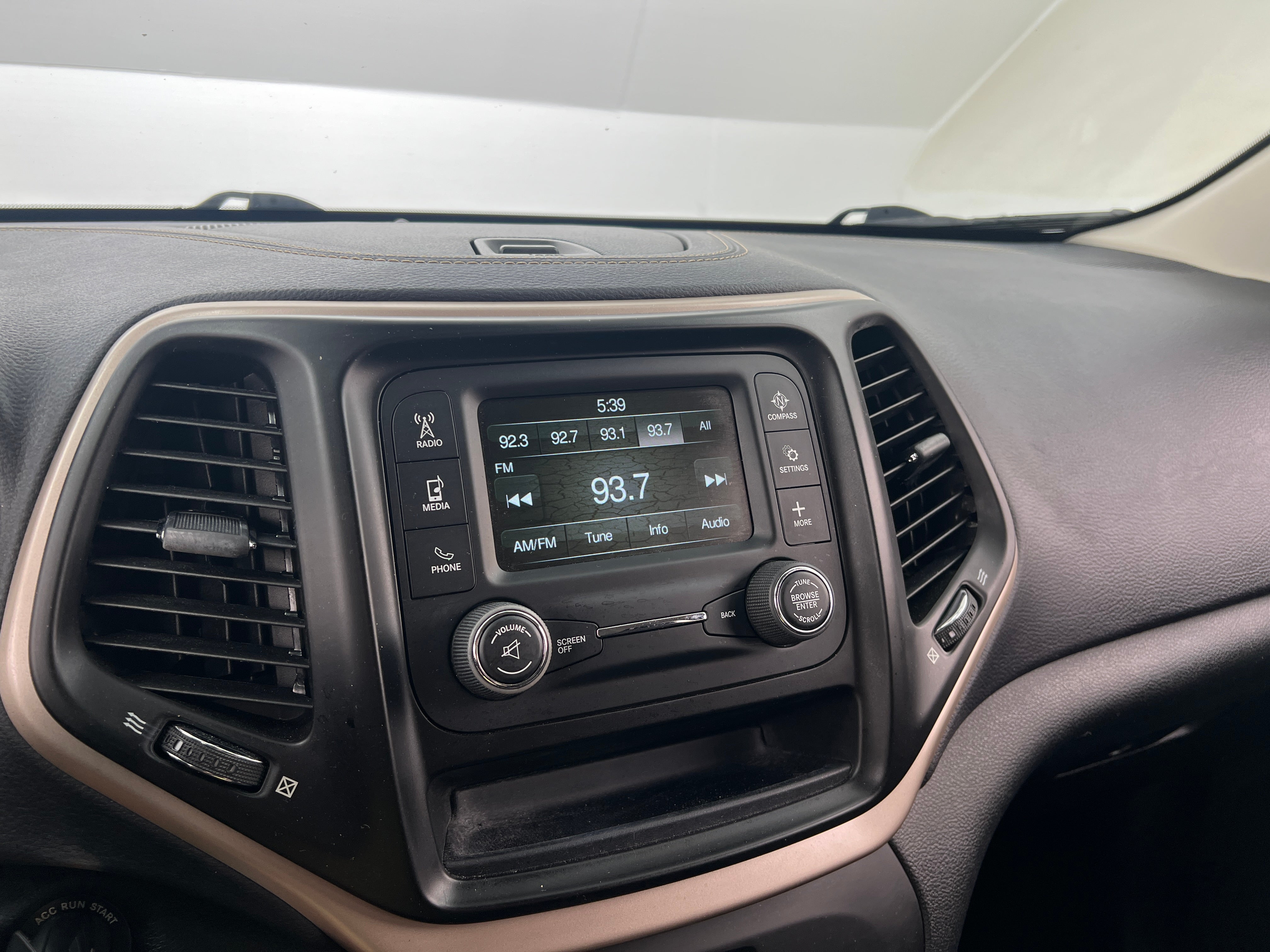 2018 Jeep Cherokee Latitude 4