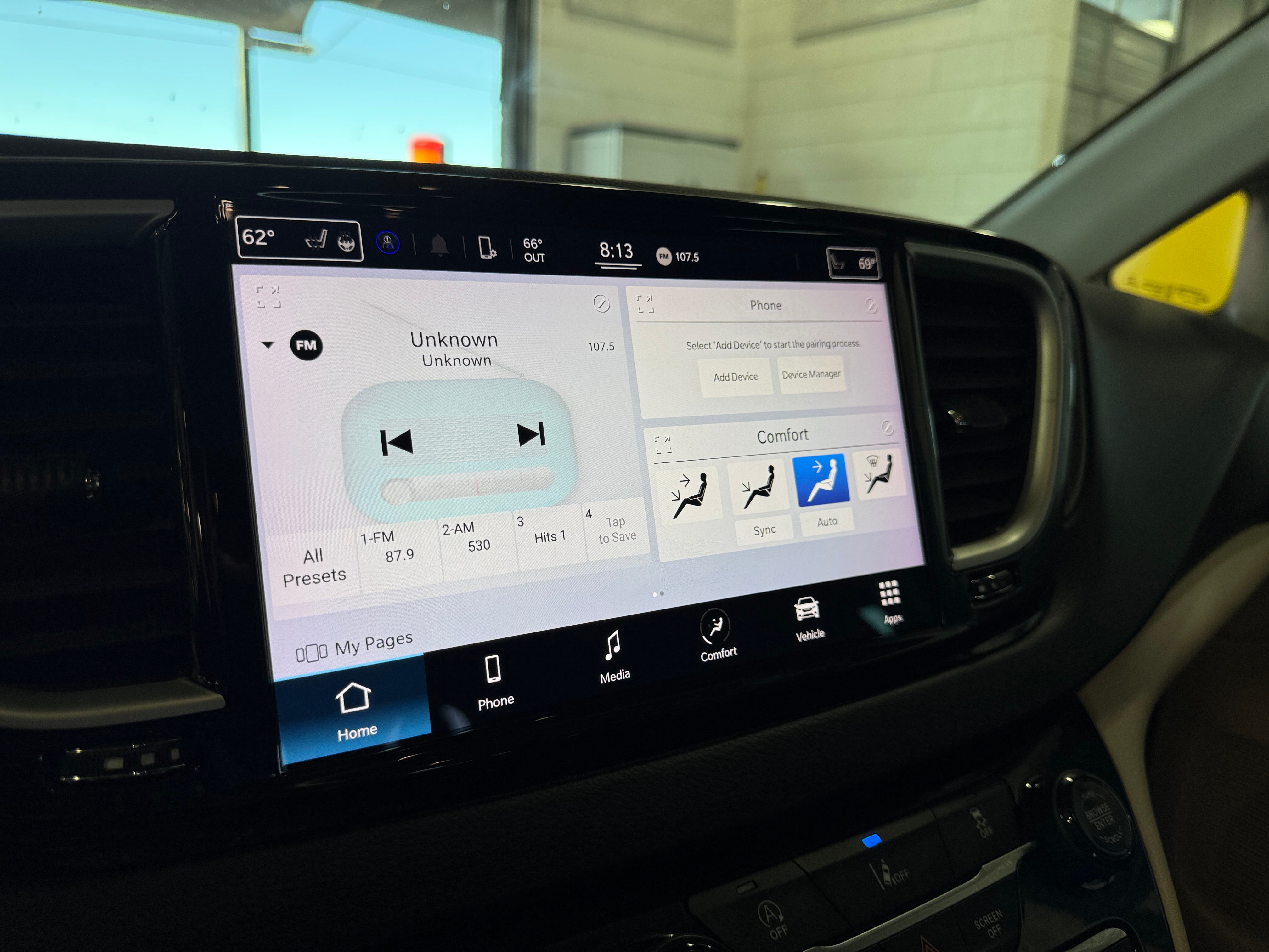 2022 Chrysler Pacifica Touring L 3