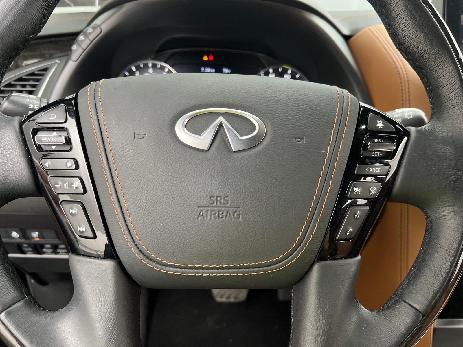 Thumbnail: 2022 INFINITI QX80 - 4