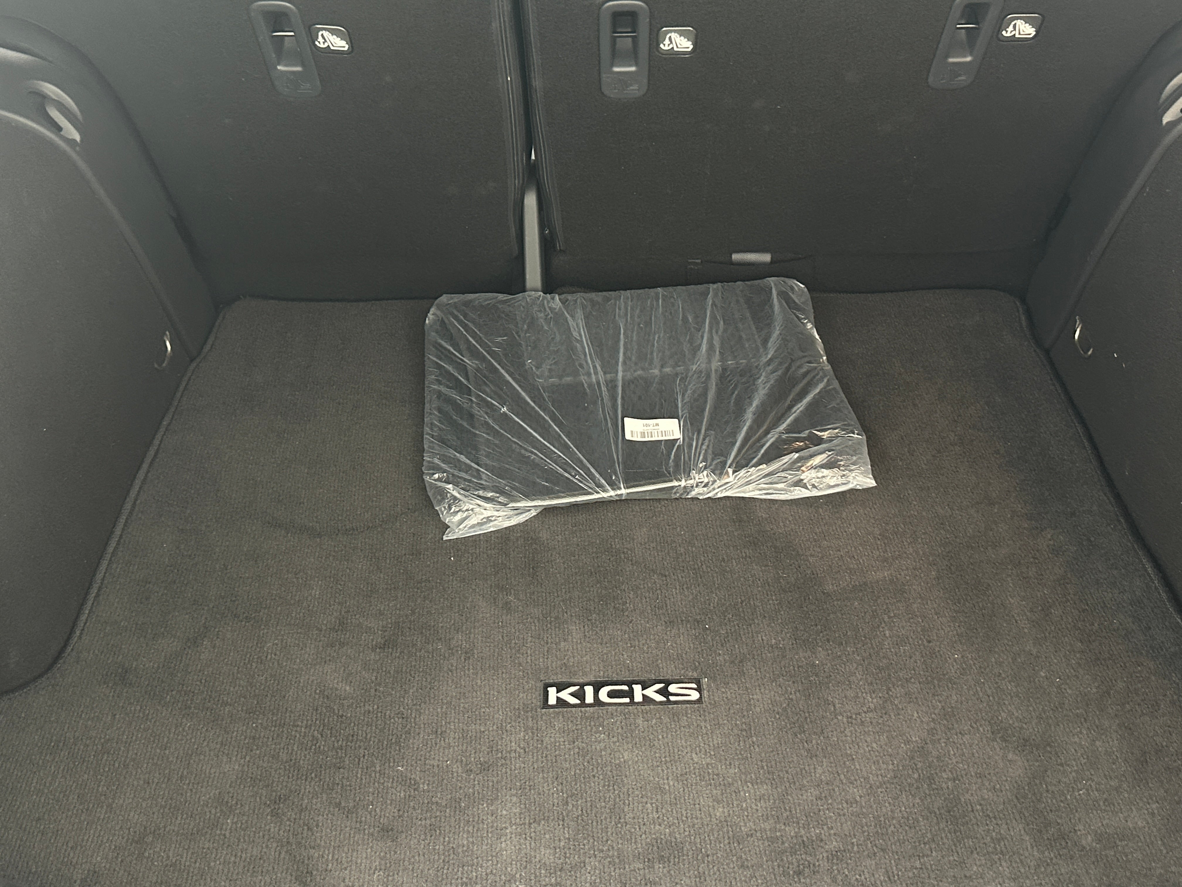 2024 Nissan Kicks SV 7