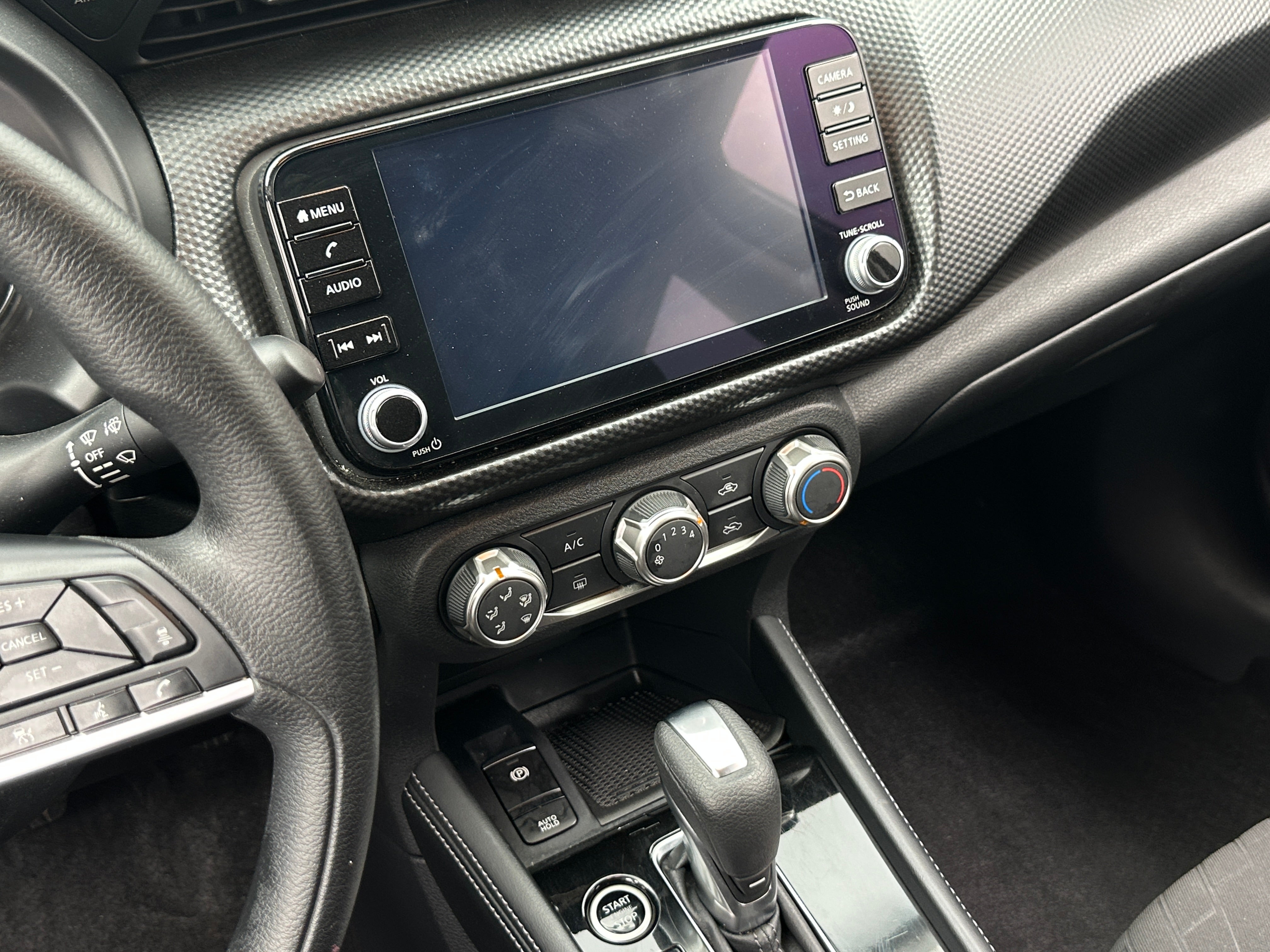 2024 Nissan Kicks SV 4