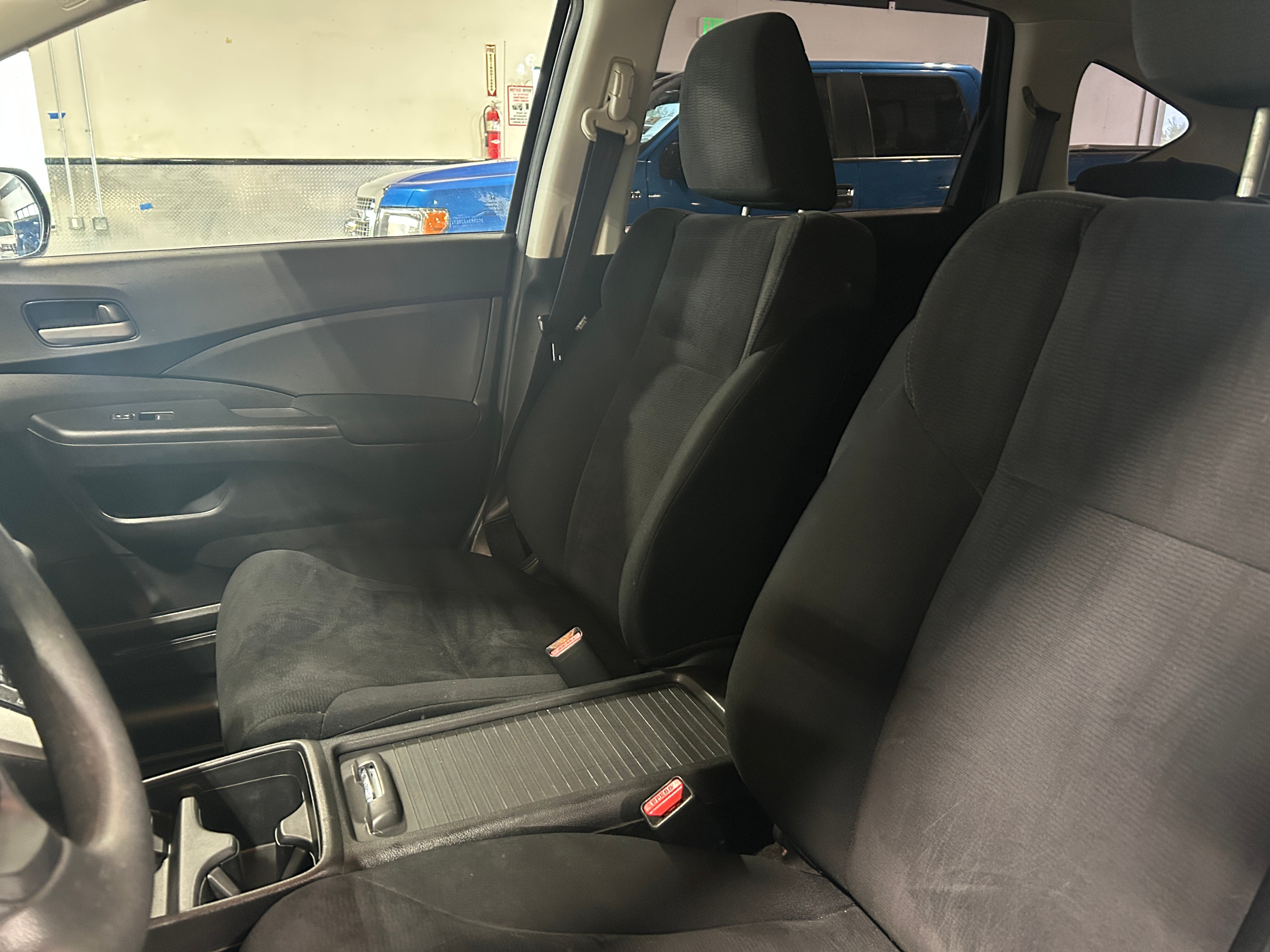 2013 Honda CR-V LX 2