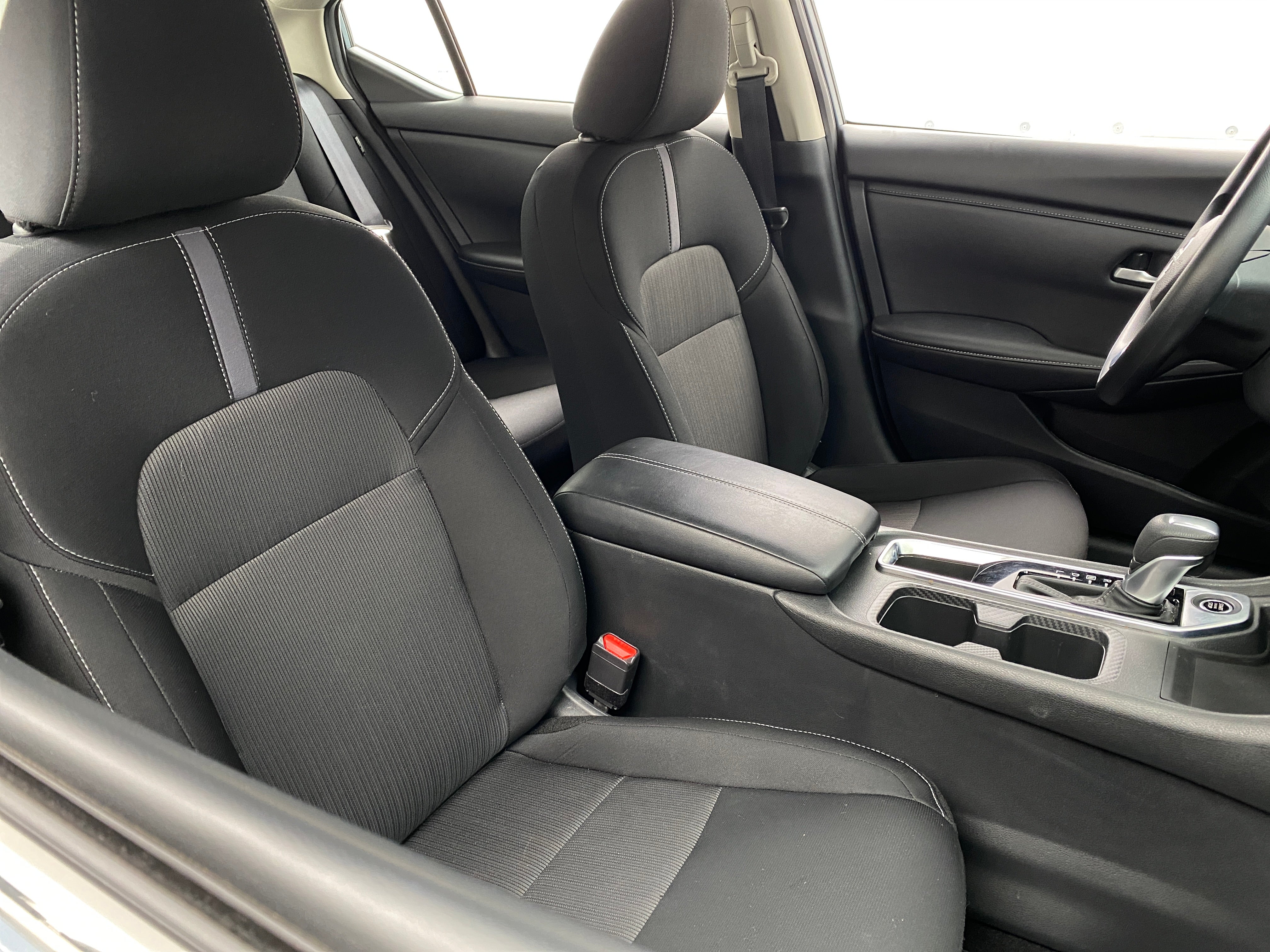 2024 Nissan Sentra SV 2