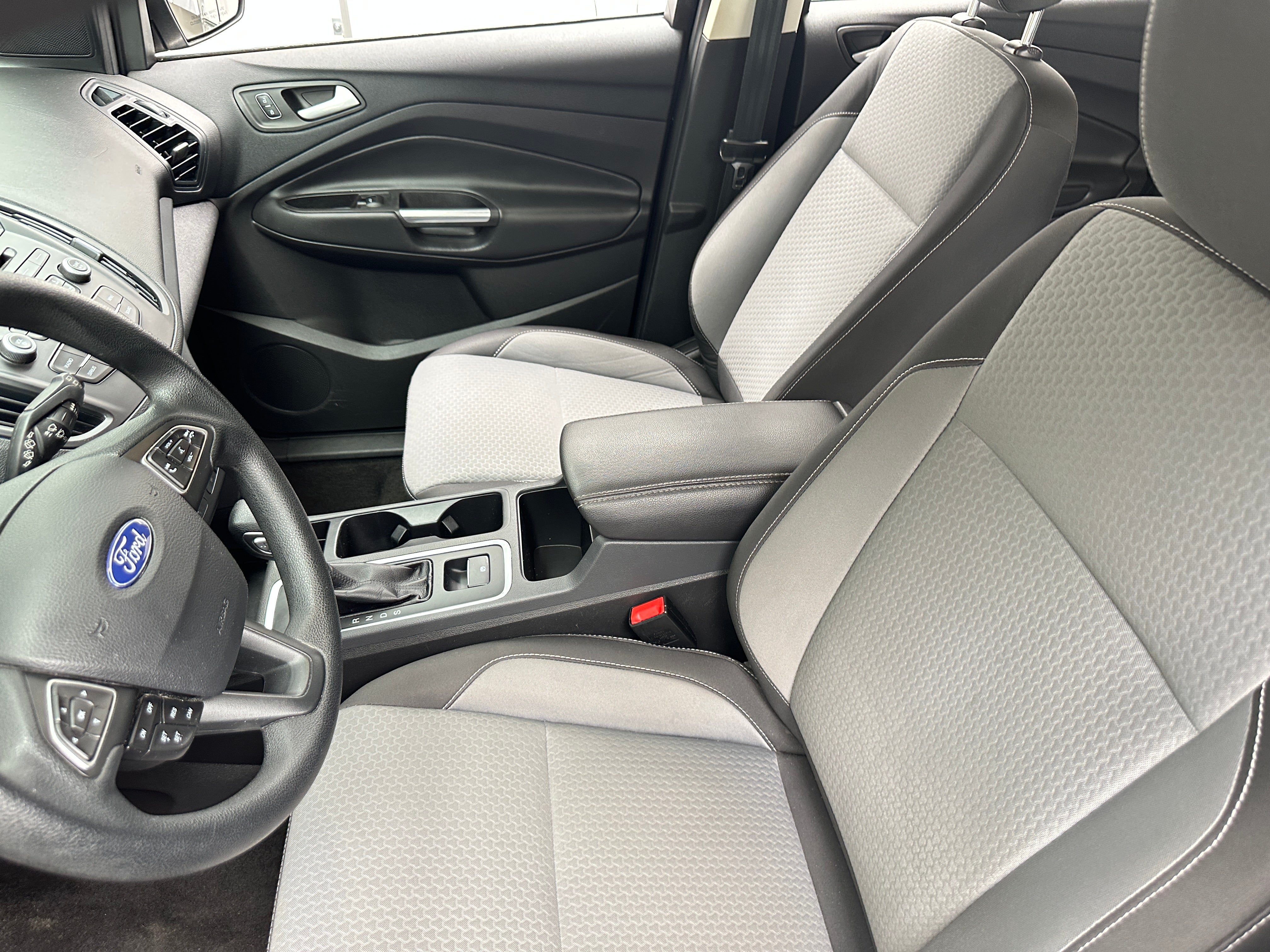2018 Ford Escape SE 2