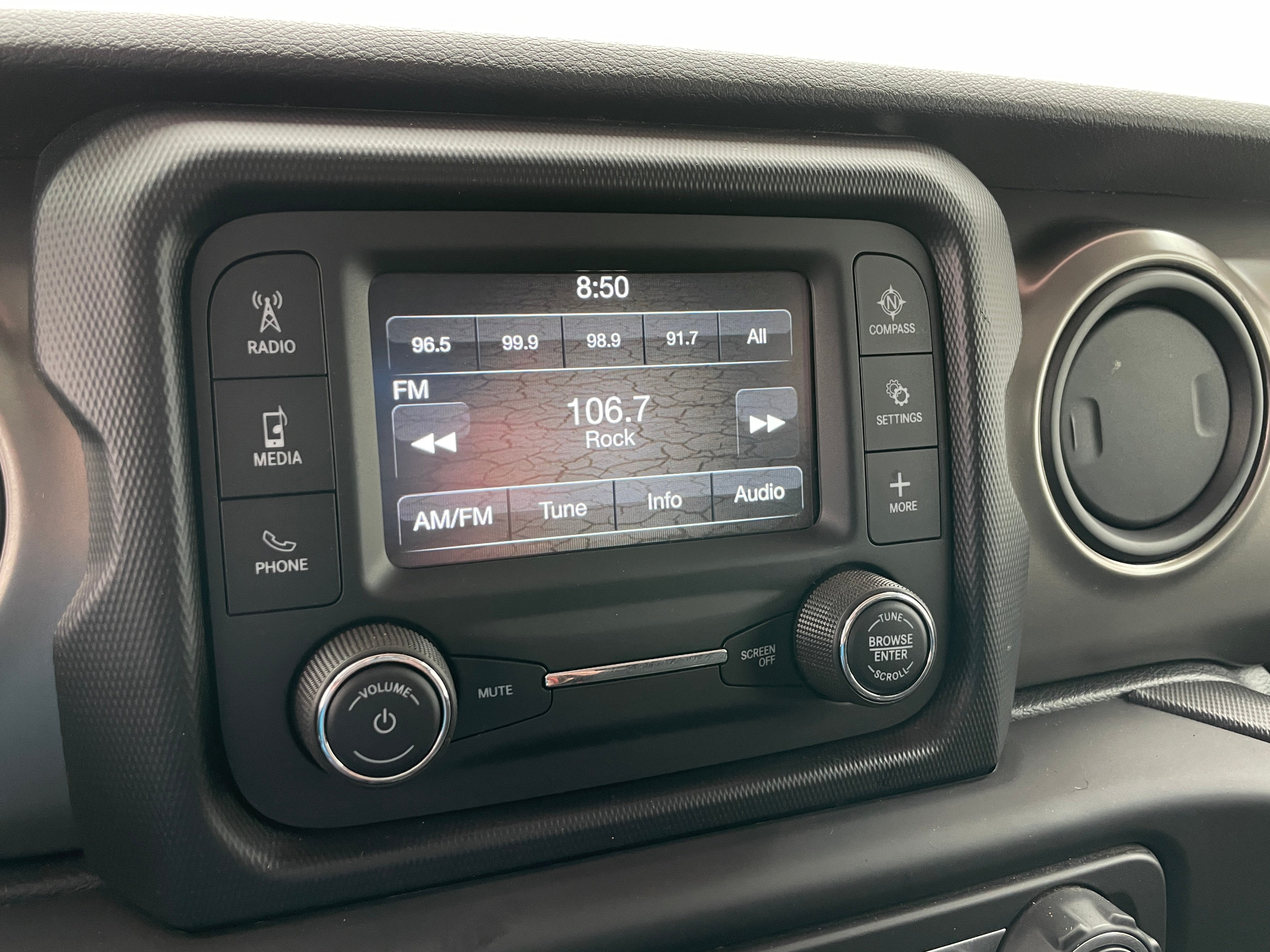2018 Jeep Wrangler Sport S 4