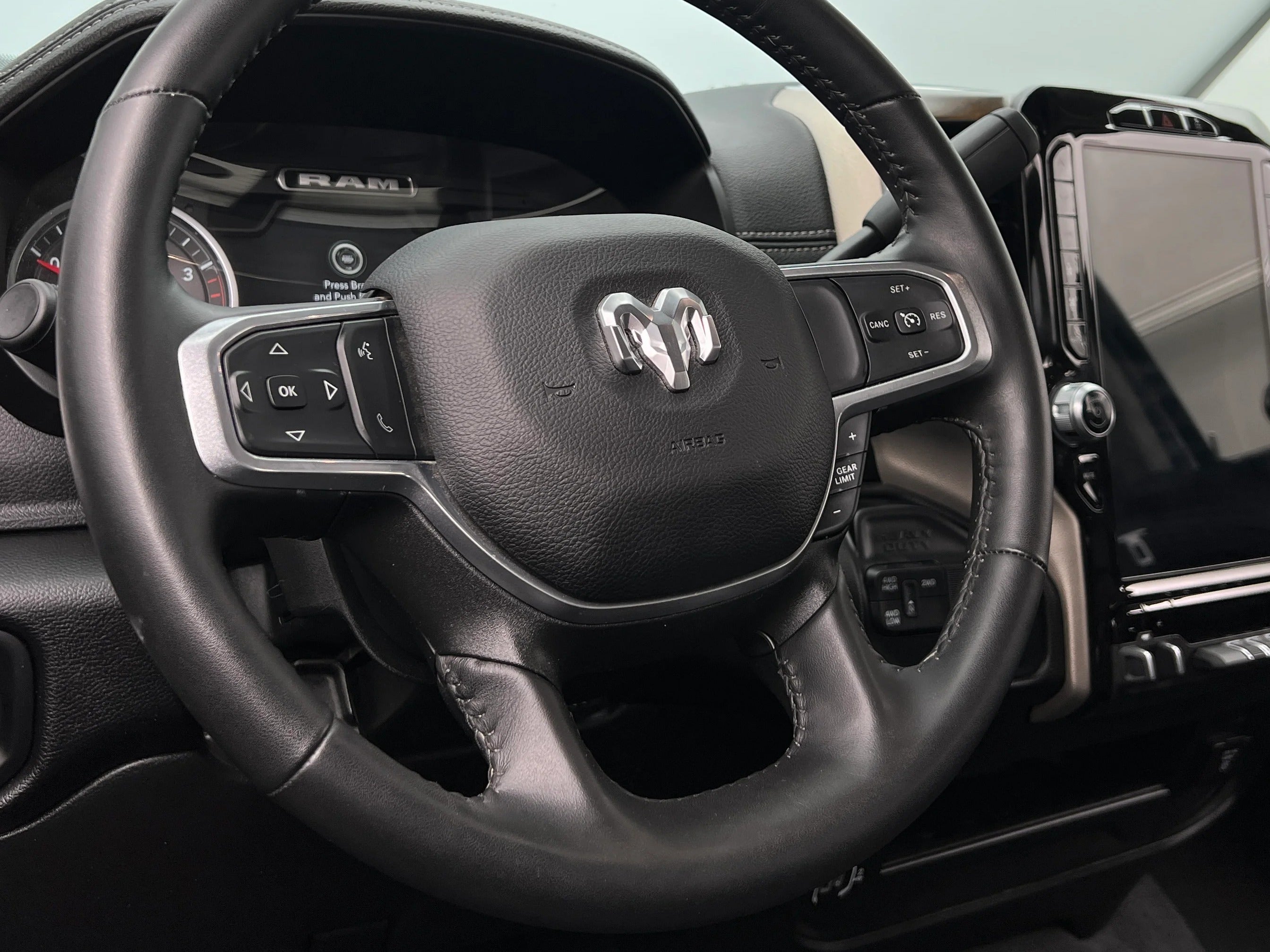 2024 RAM 2500 Laramie 4