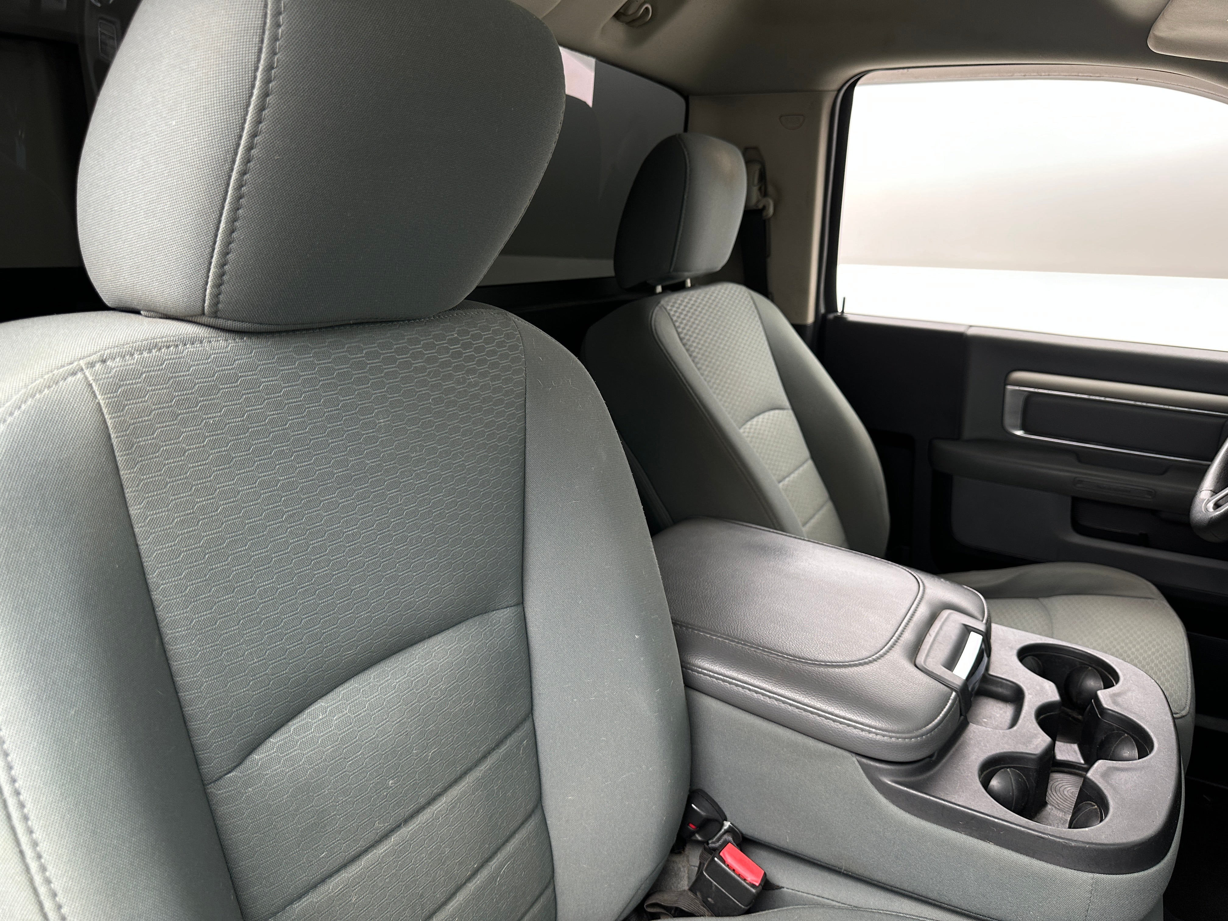 2014 RAM 1500 Express 2