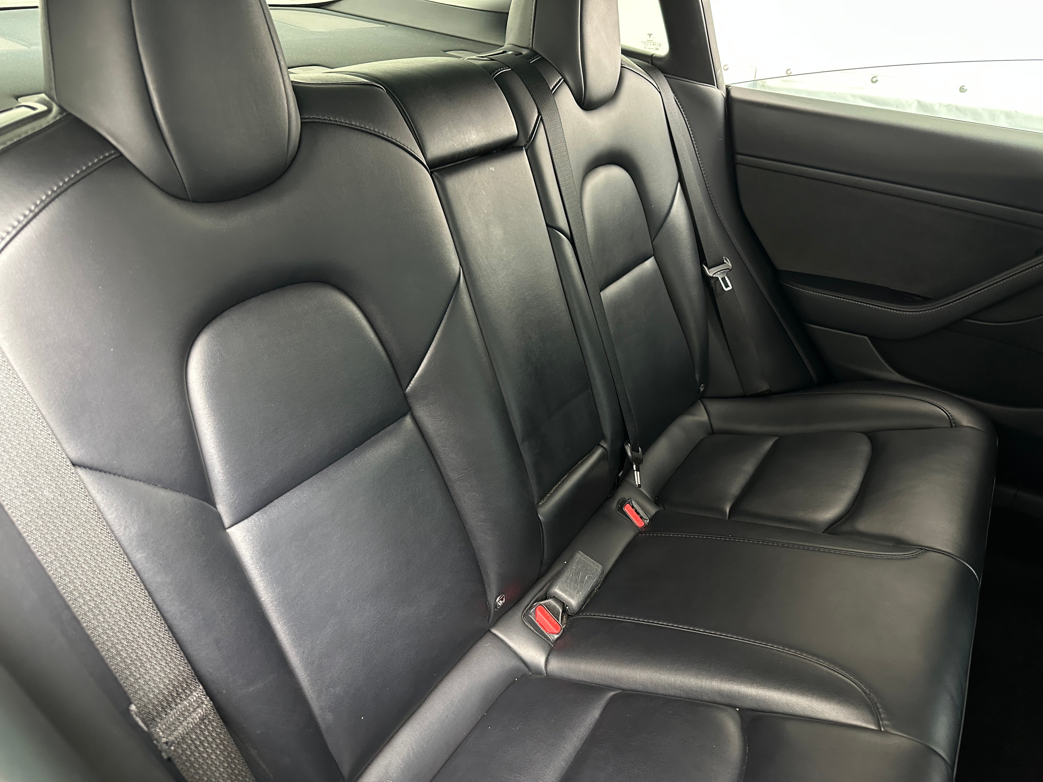 2022 Tesla Model 3 Standard Range 5