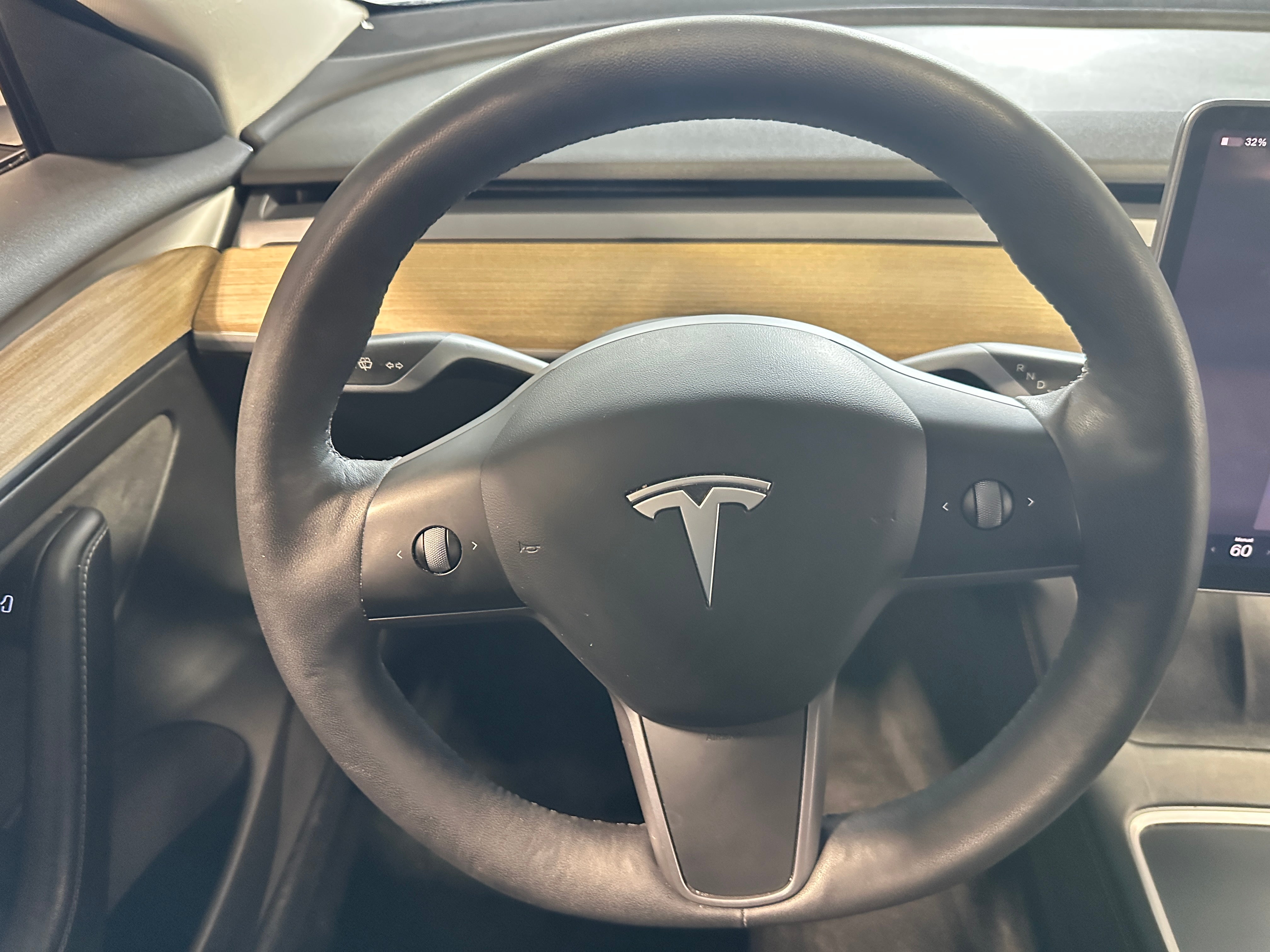 2022 Tesla Model 3 Standard Range 4