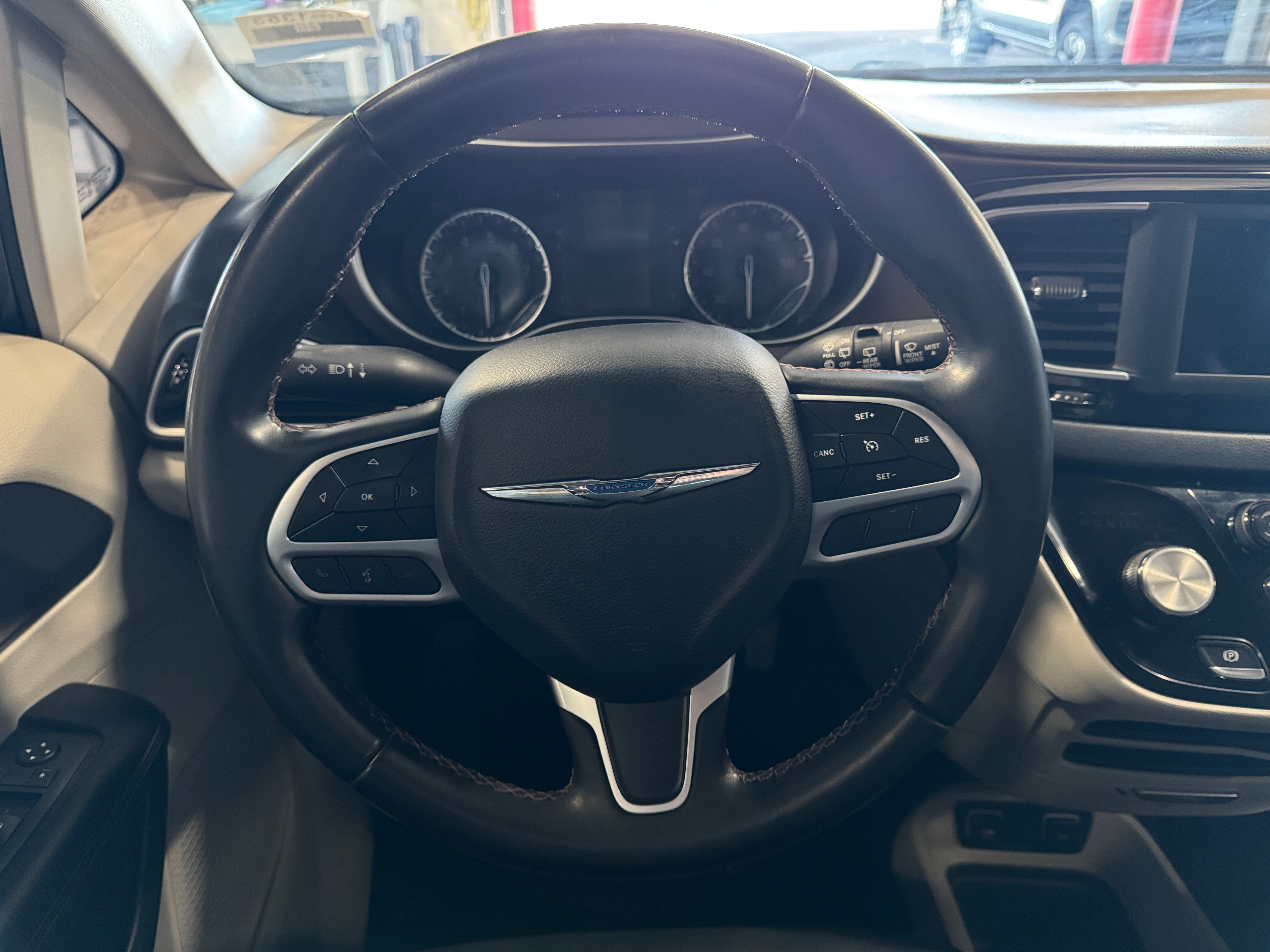 2018 Chrysler Pacifica Touring L 4