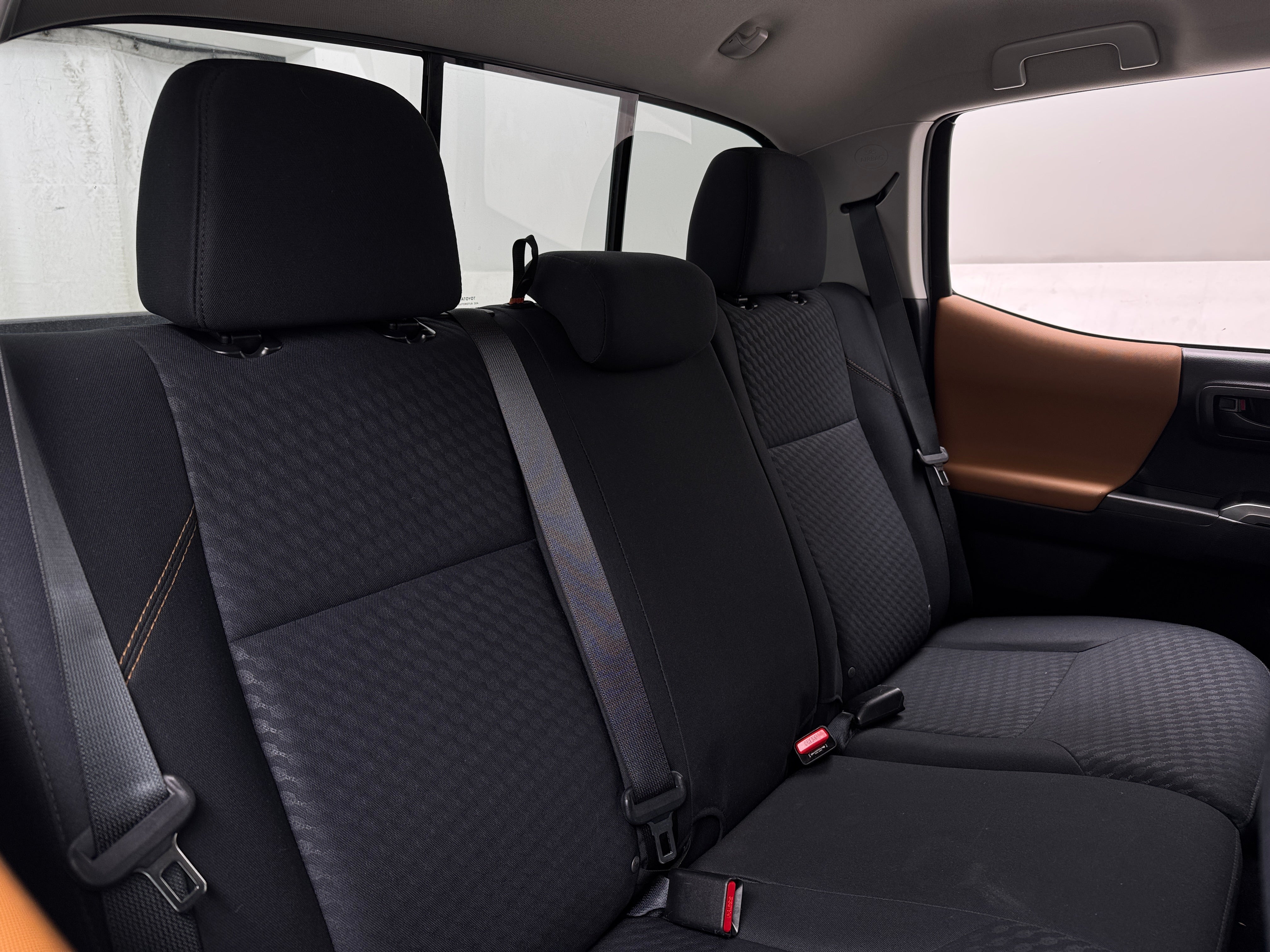 2020 Toyota Tacoma SR5 6