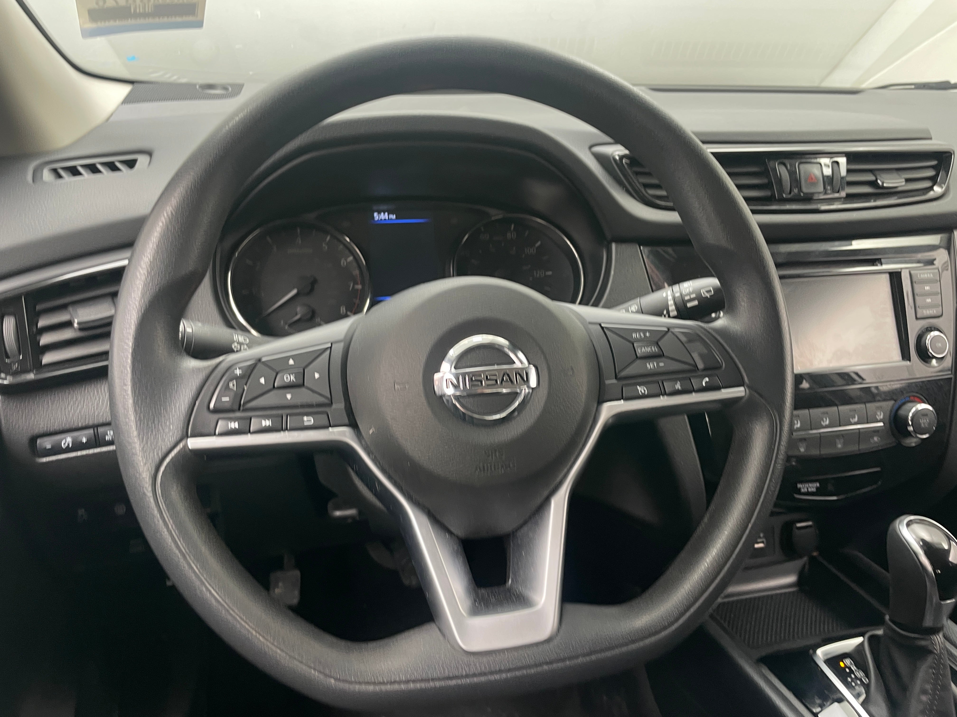 2021 Nissan Rogue Sport S 5