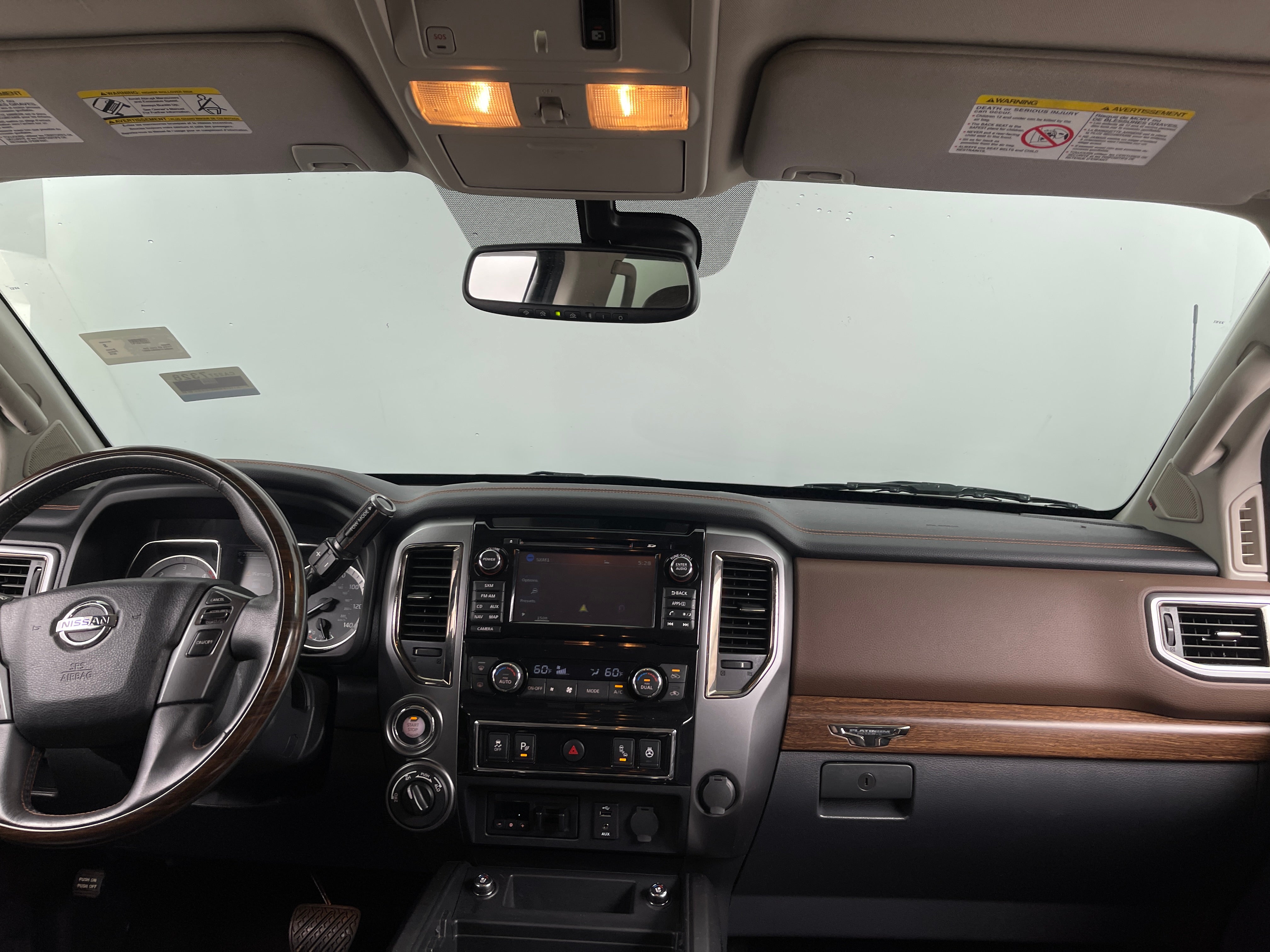 2016 Nissan Titan Platinum Reserve 2