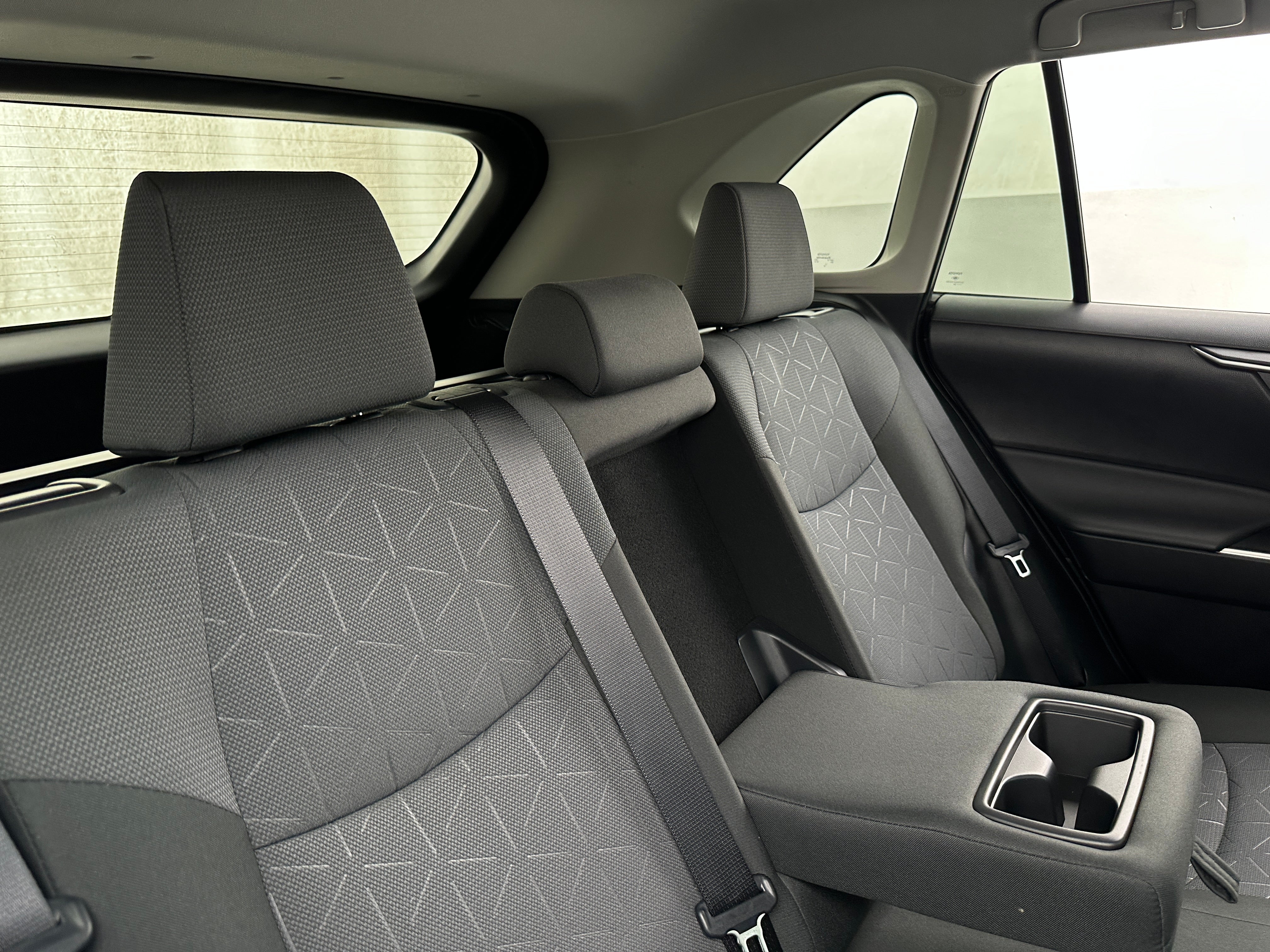 2024 Toyota RAV4 XLE 6