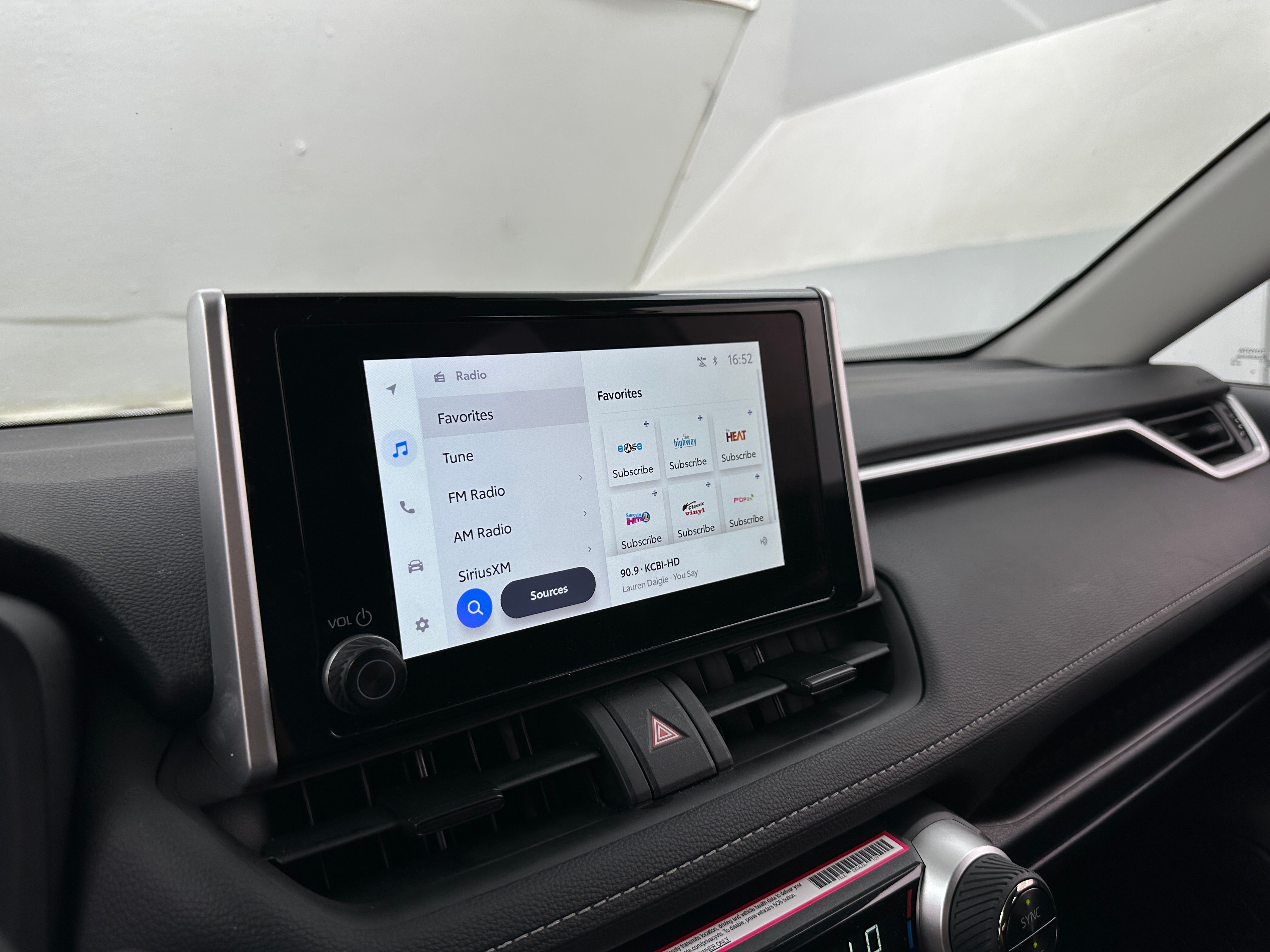 2024 Toyota RAV4 XLE 4
