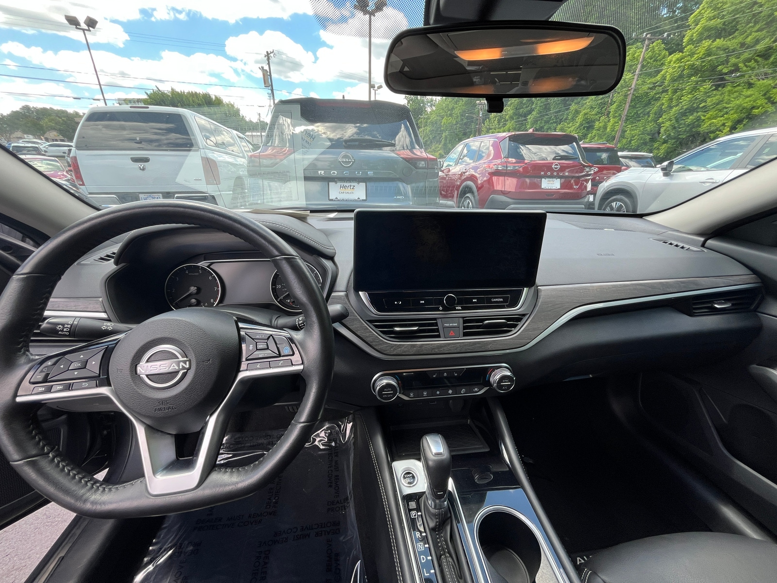 Thumbnail: 2024 Nissan Altima - 3