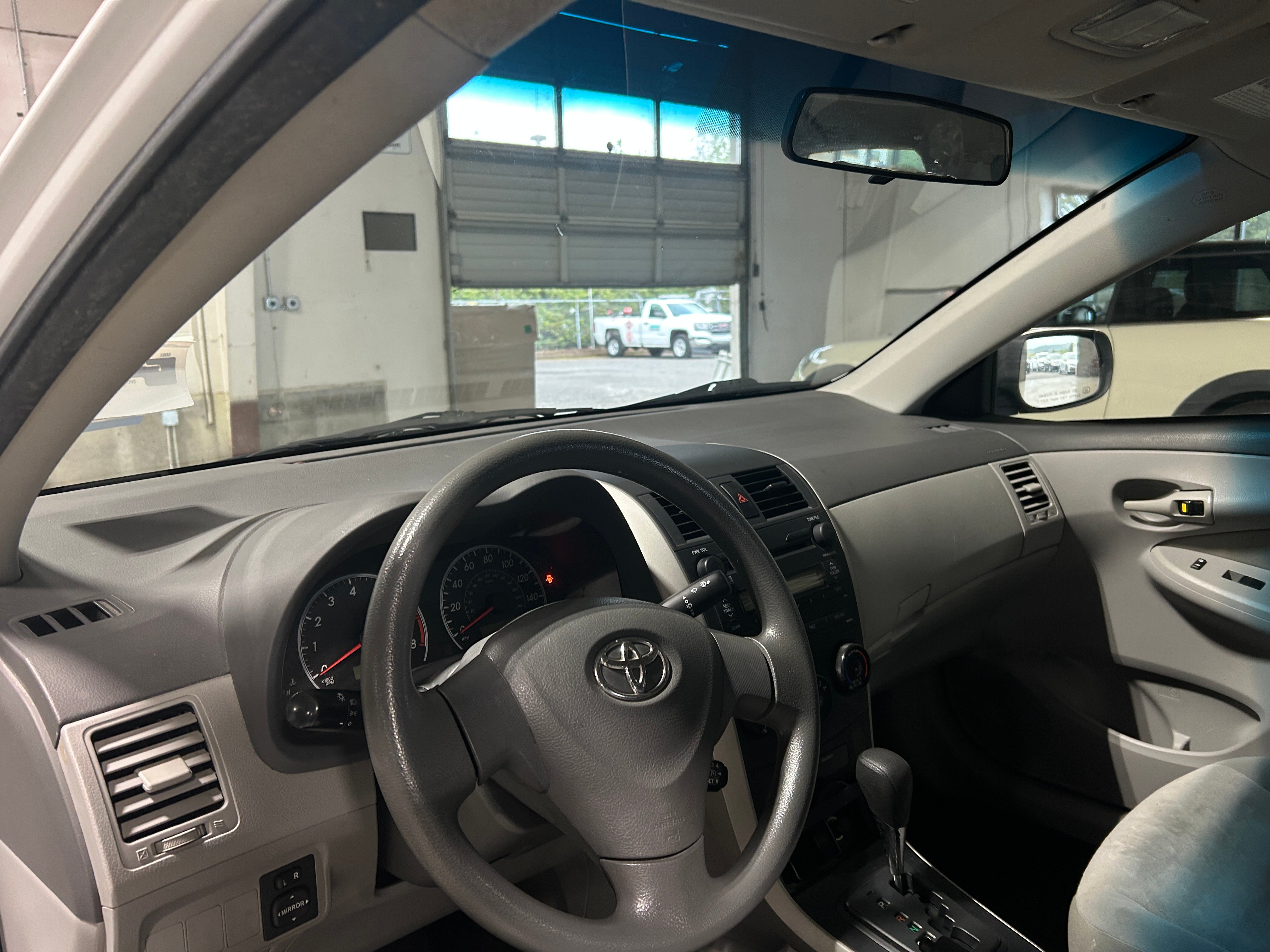 2009 Toyota Corolla LE 3