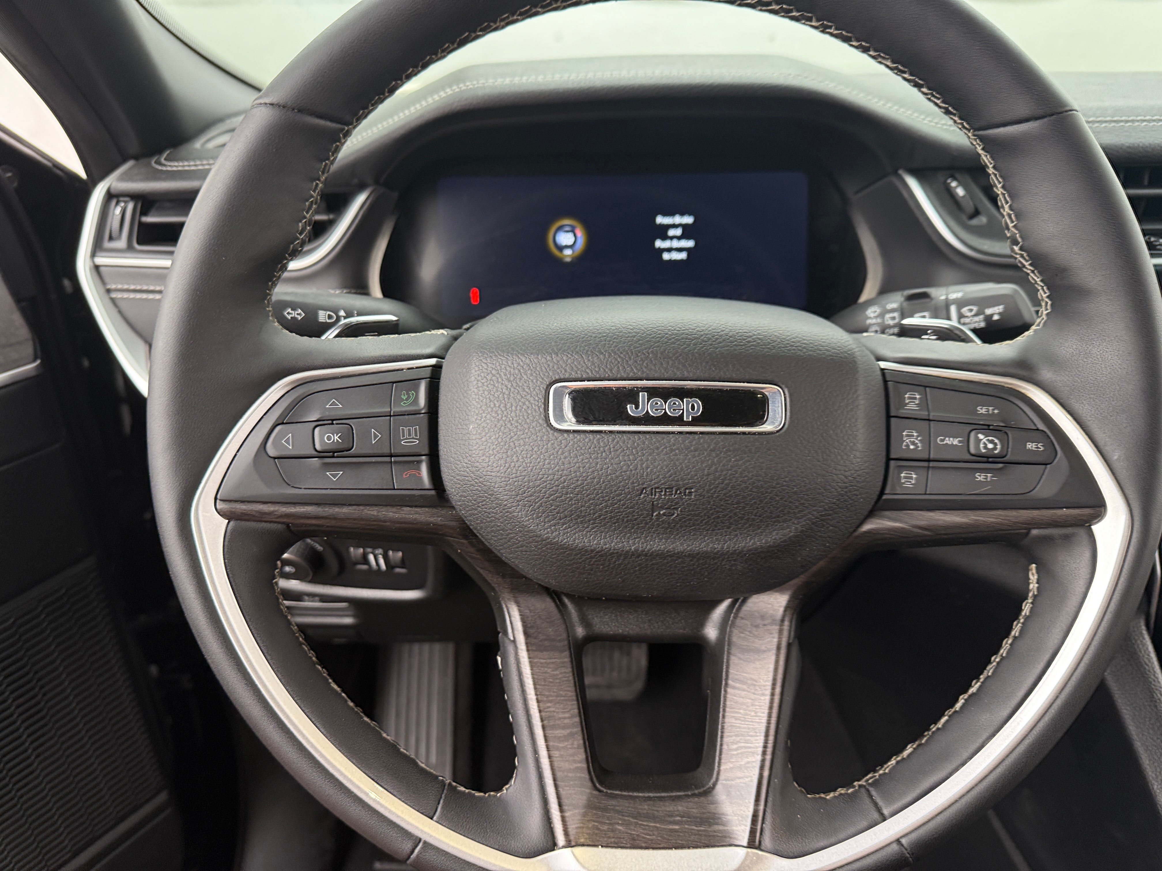 2024 Jeep Grand Cherokee L Limited Edition 4
