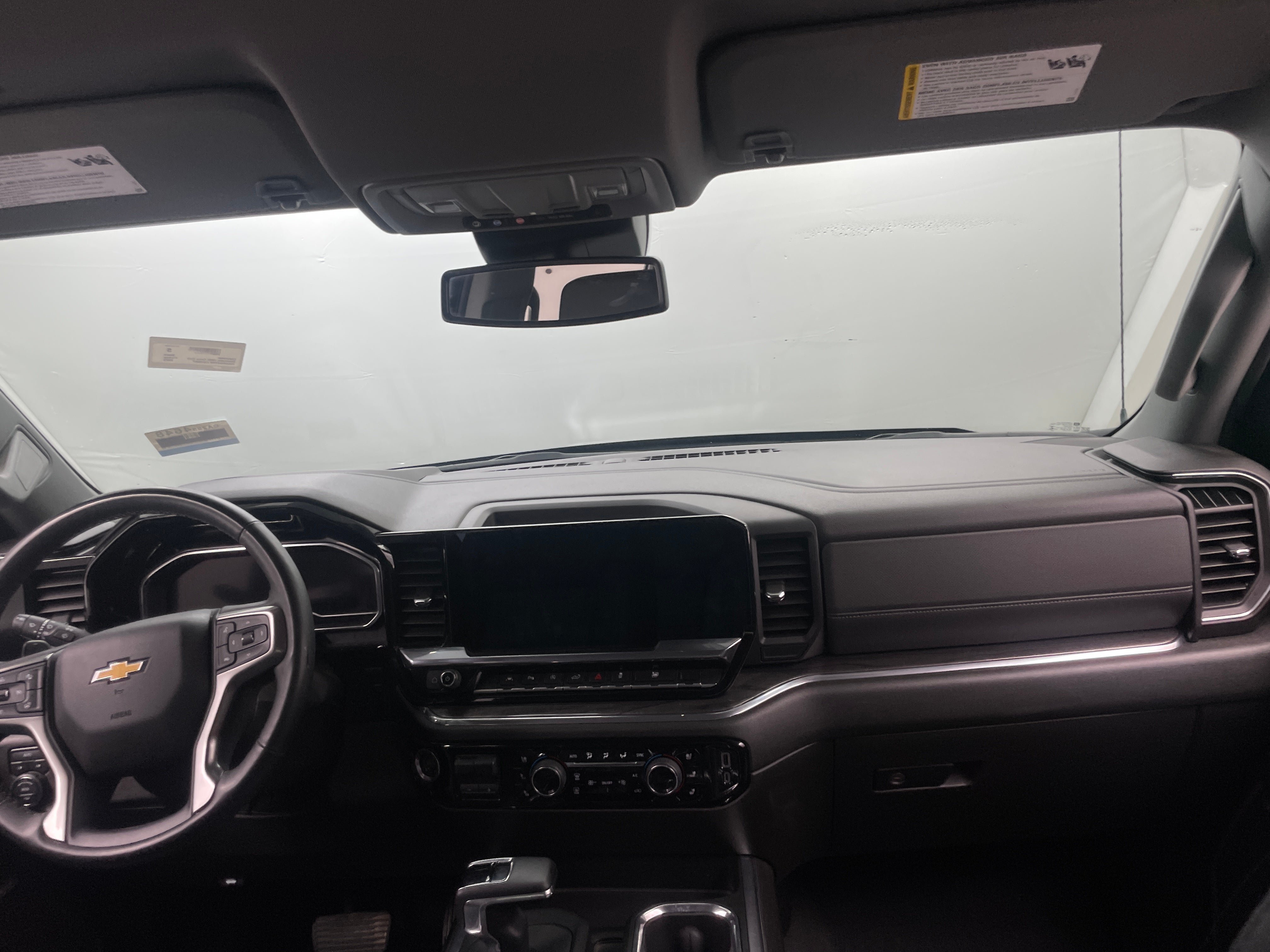 2023 Chevrolet Silverado 1500 LTZ 2