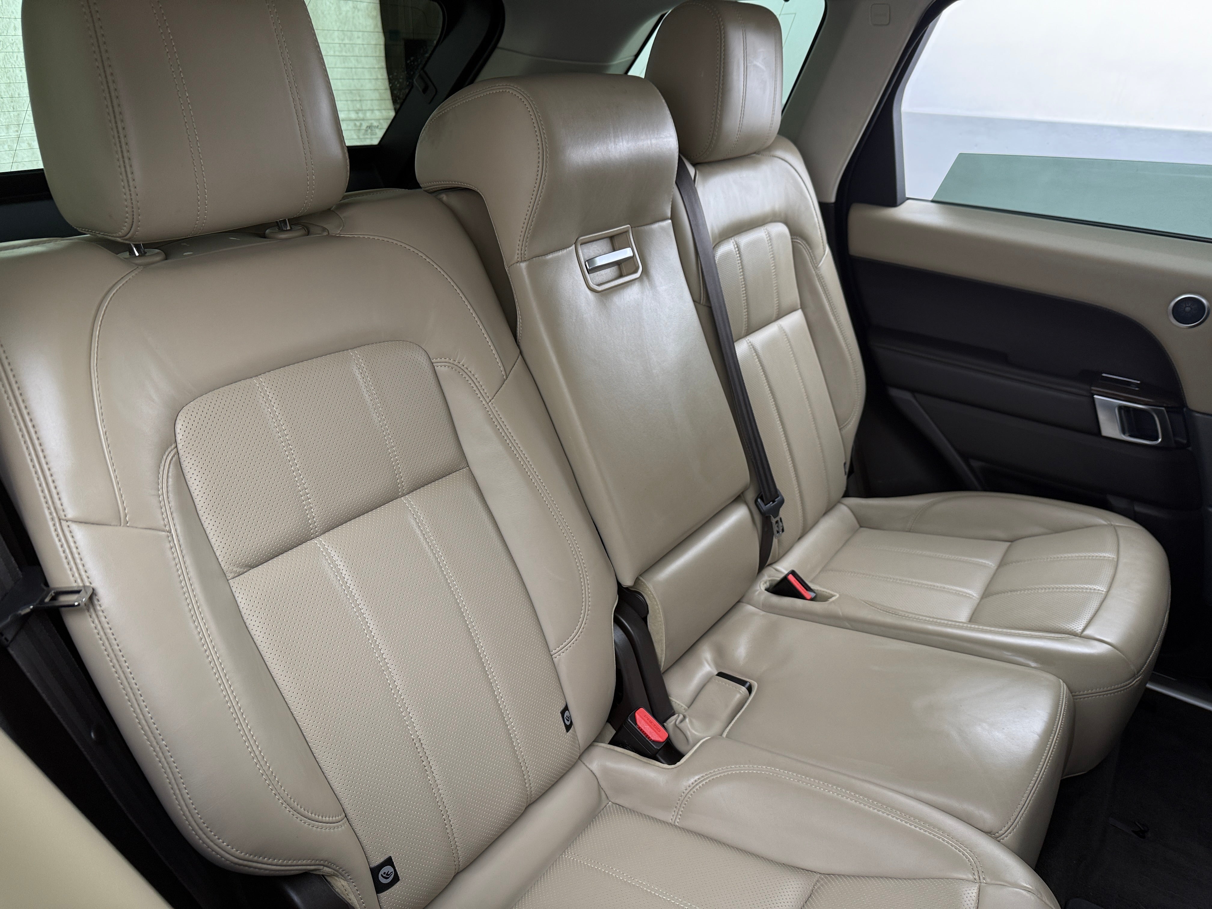 2020 Land Rover Range Rover Sport HSE 5
