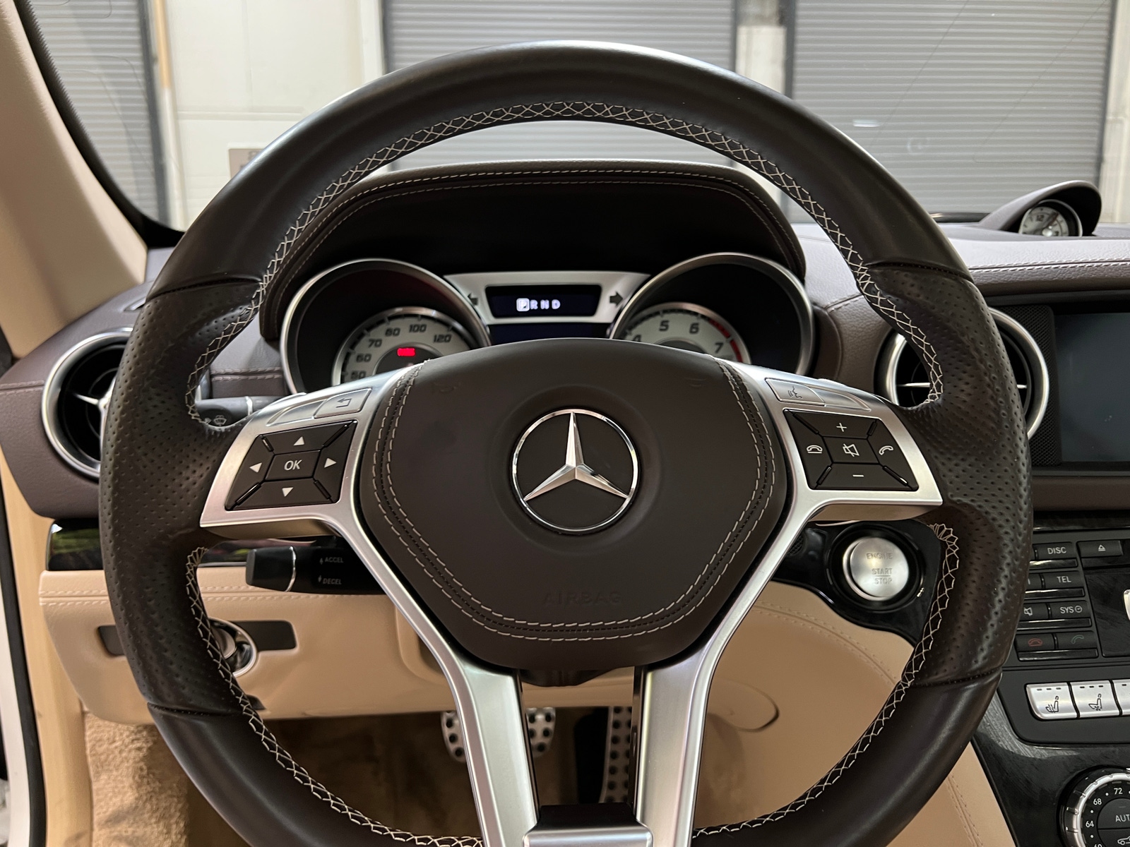 Thumbnail: 2016 Mercedes-Benz SL-Class - 4