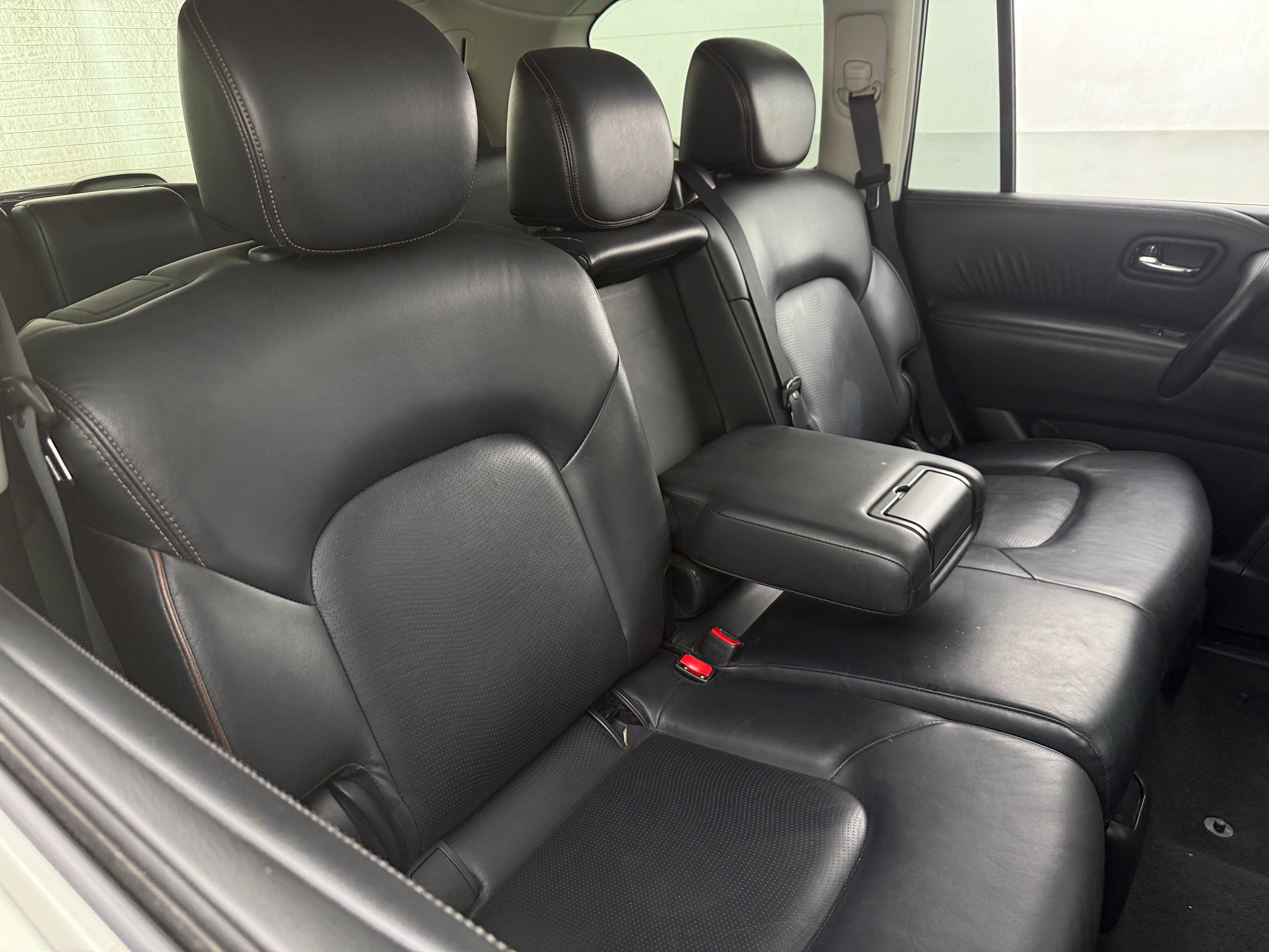 2019 Nissan Armada SL 5