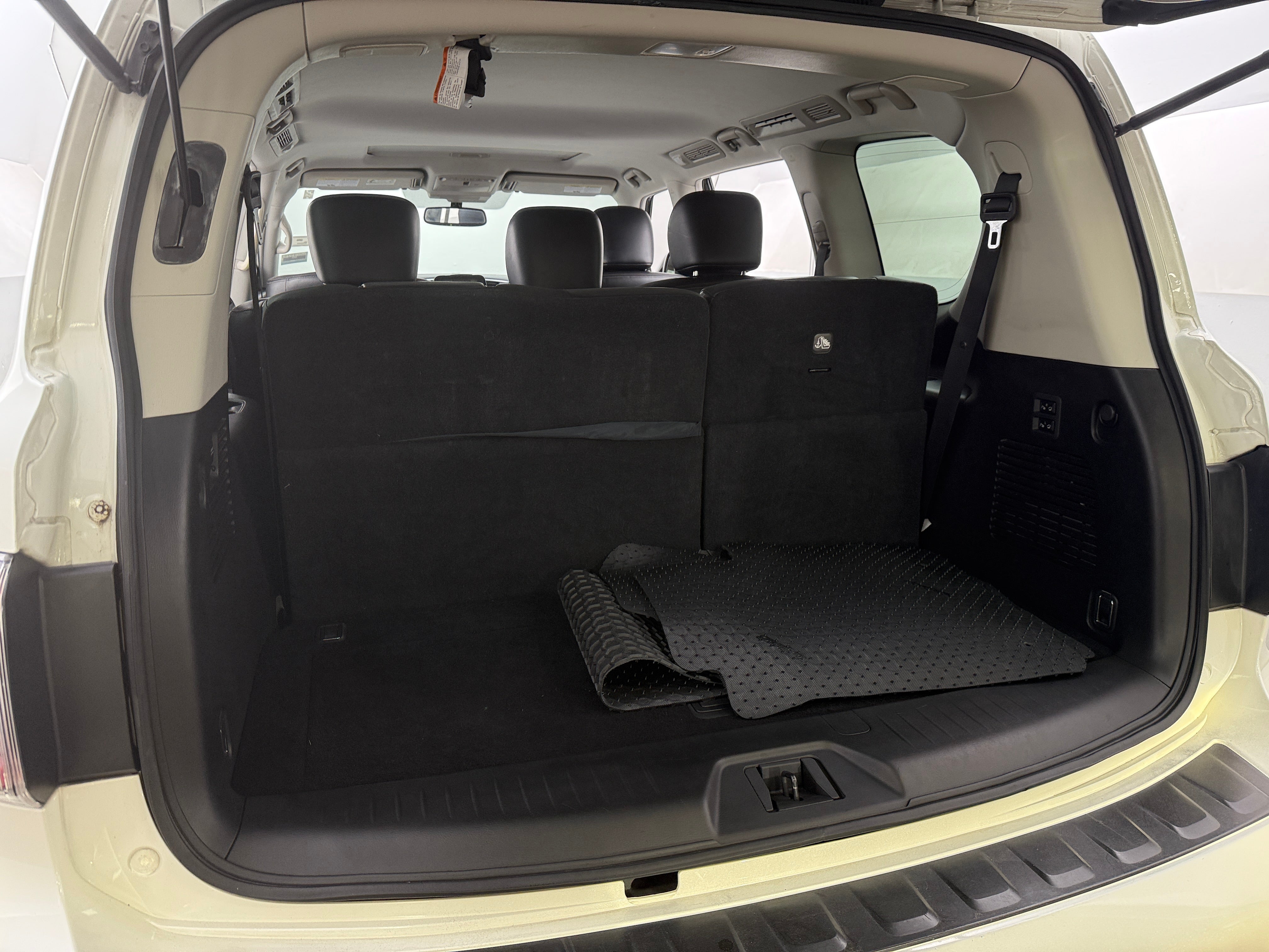 2019 Nissan Armada SL 6
