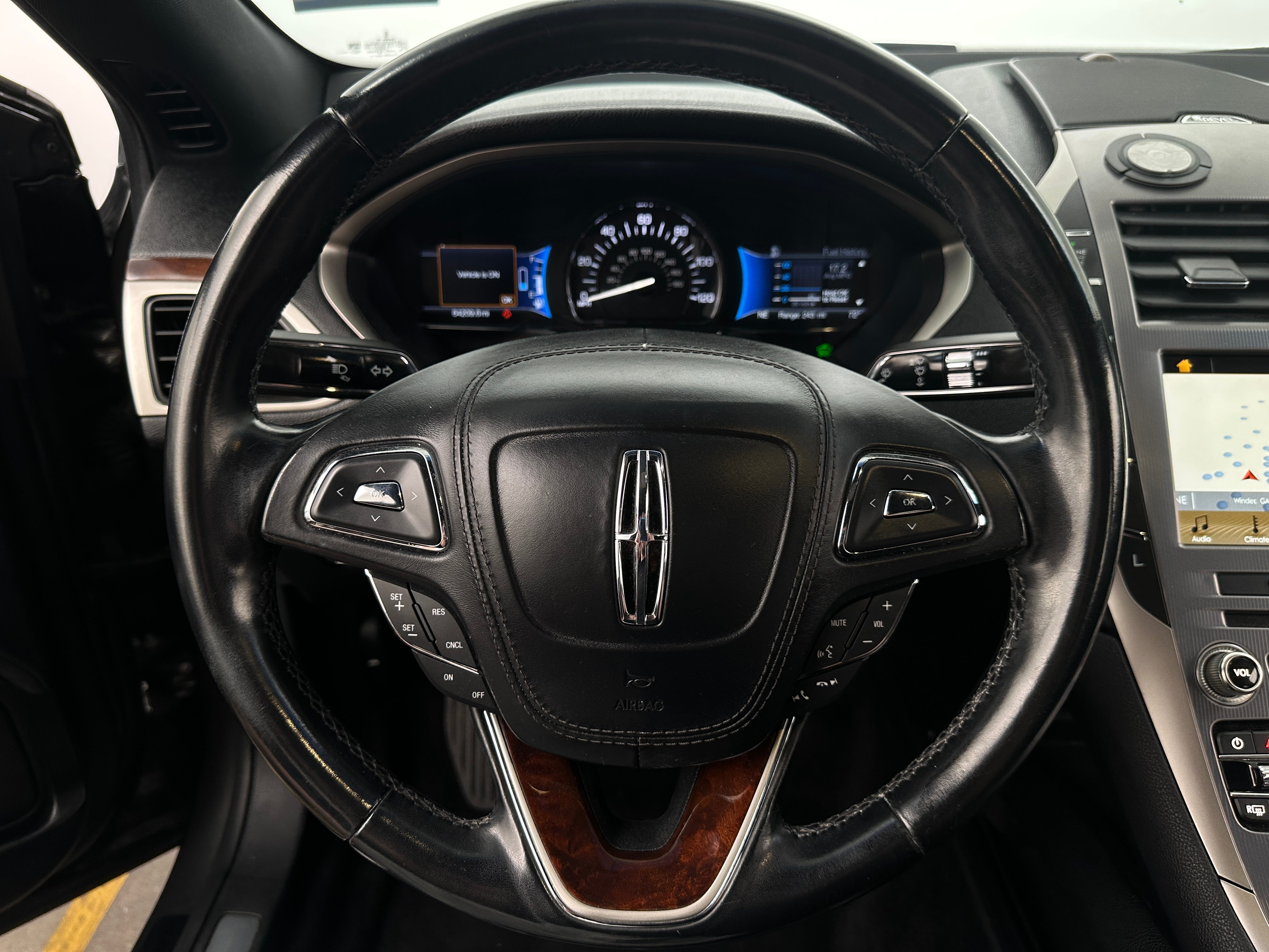 2017 Lincoln MKZ Reserve 4