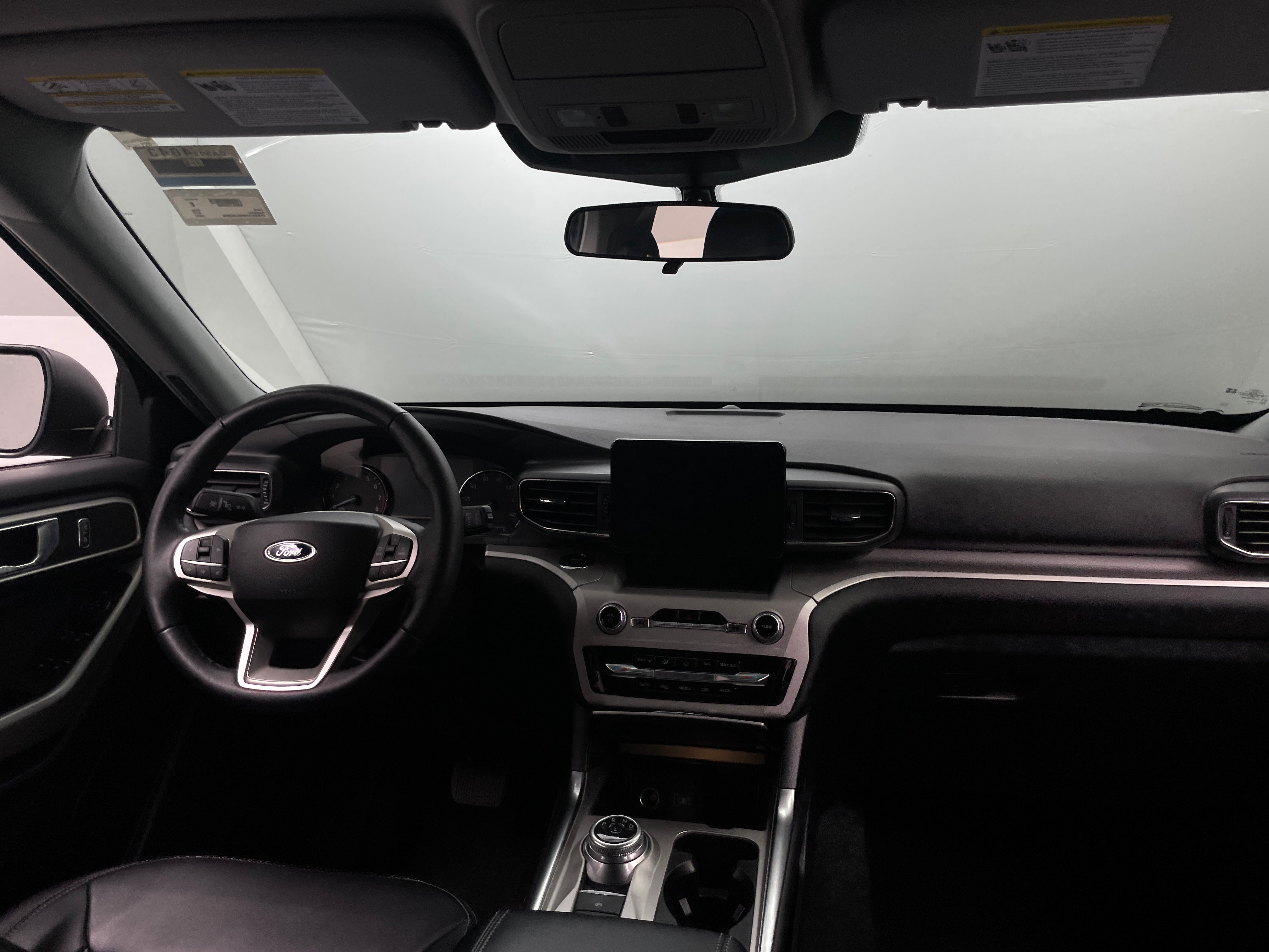 2024 Ford Explorer XLT 3