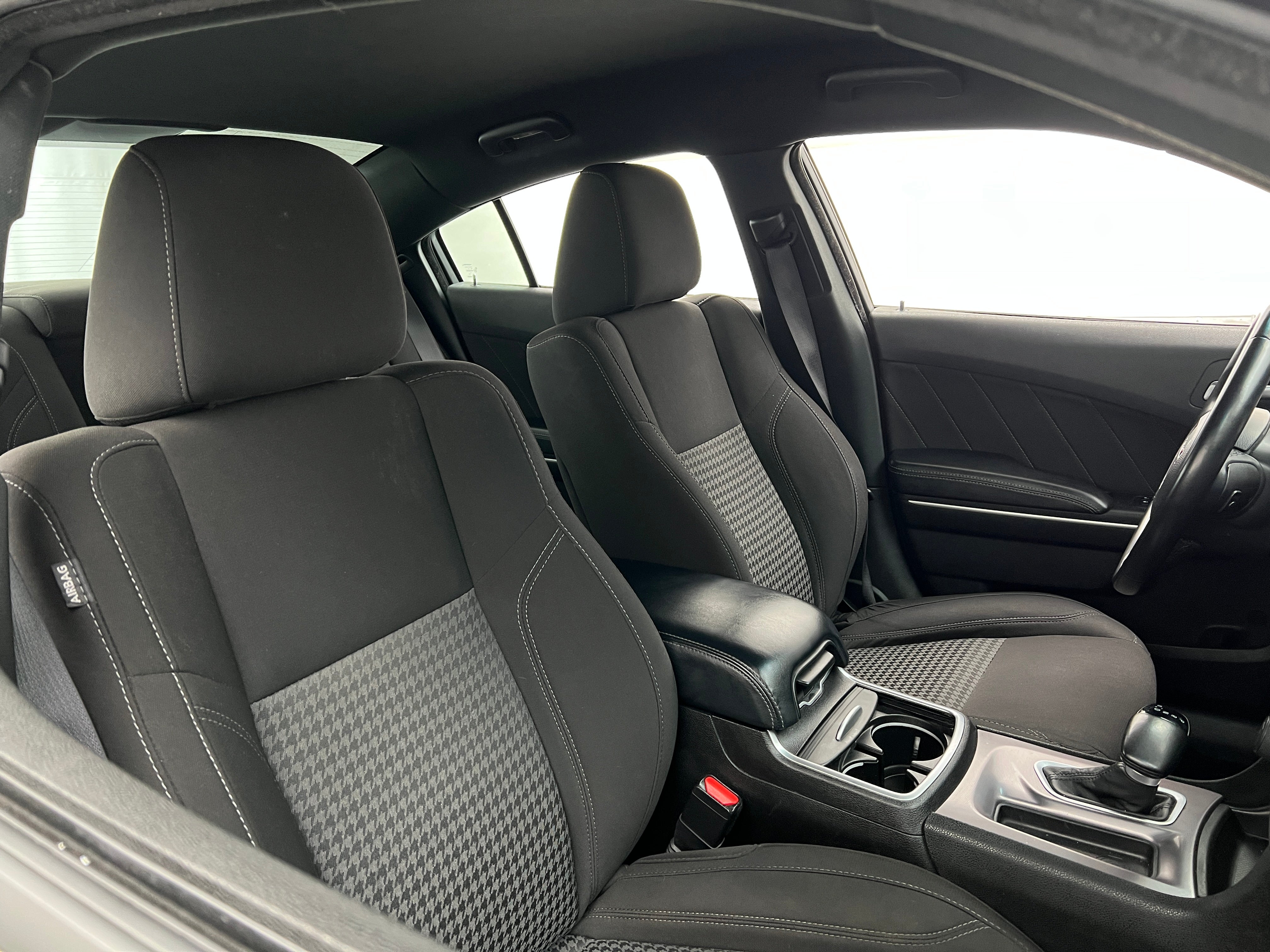 2023 Dodge Charger SXT 2