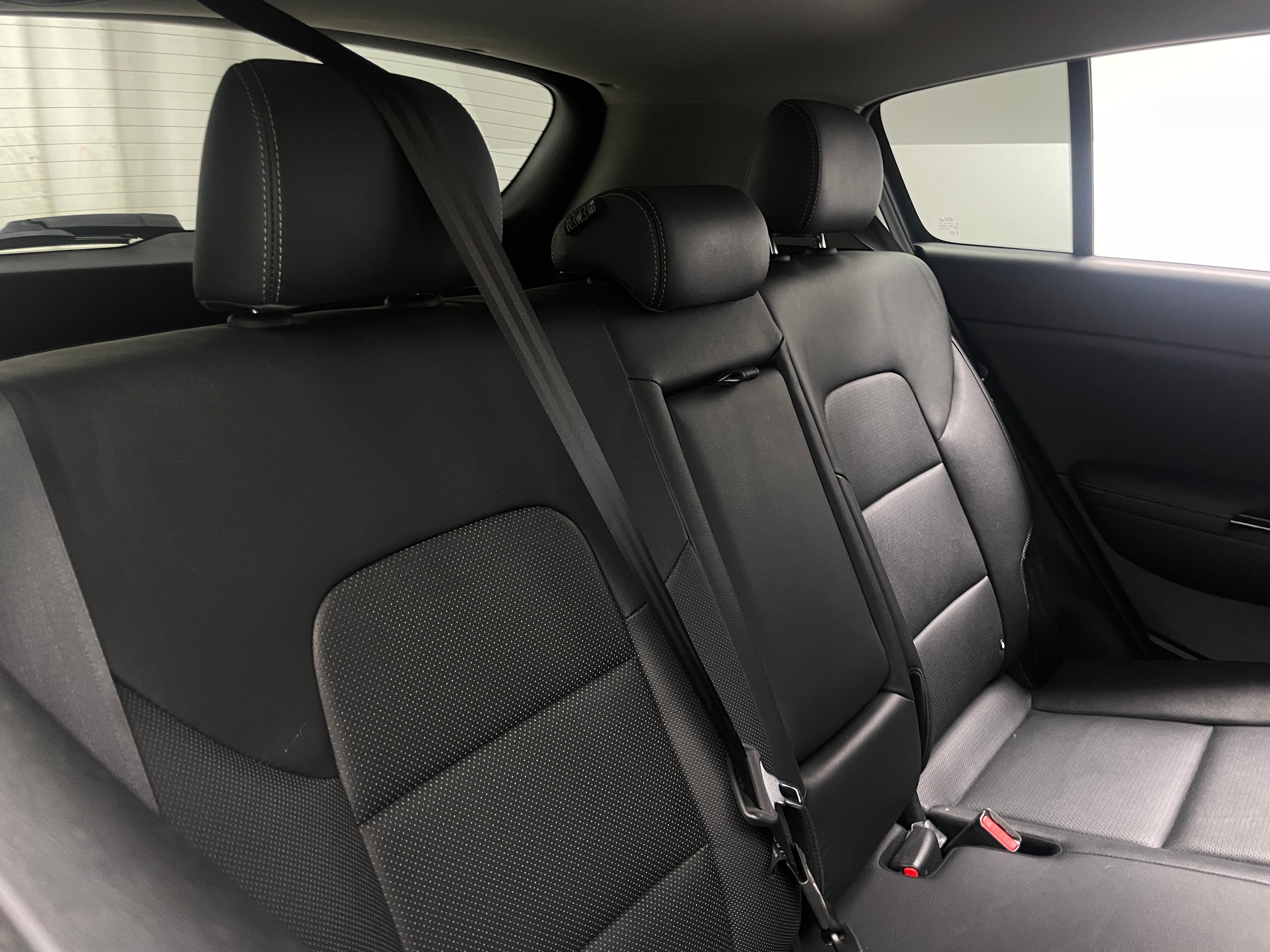 2020 Kia Sportage EX 5