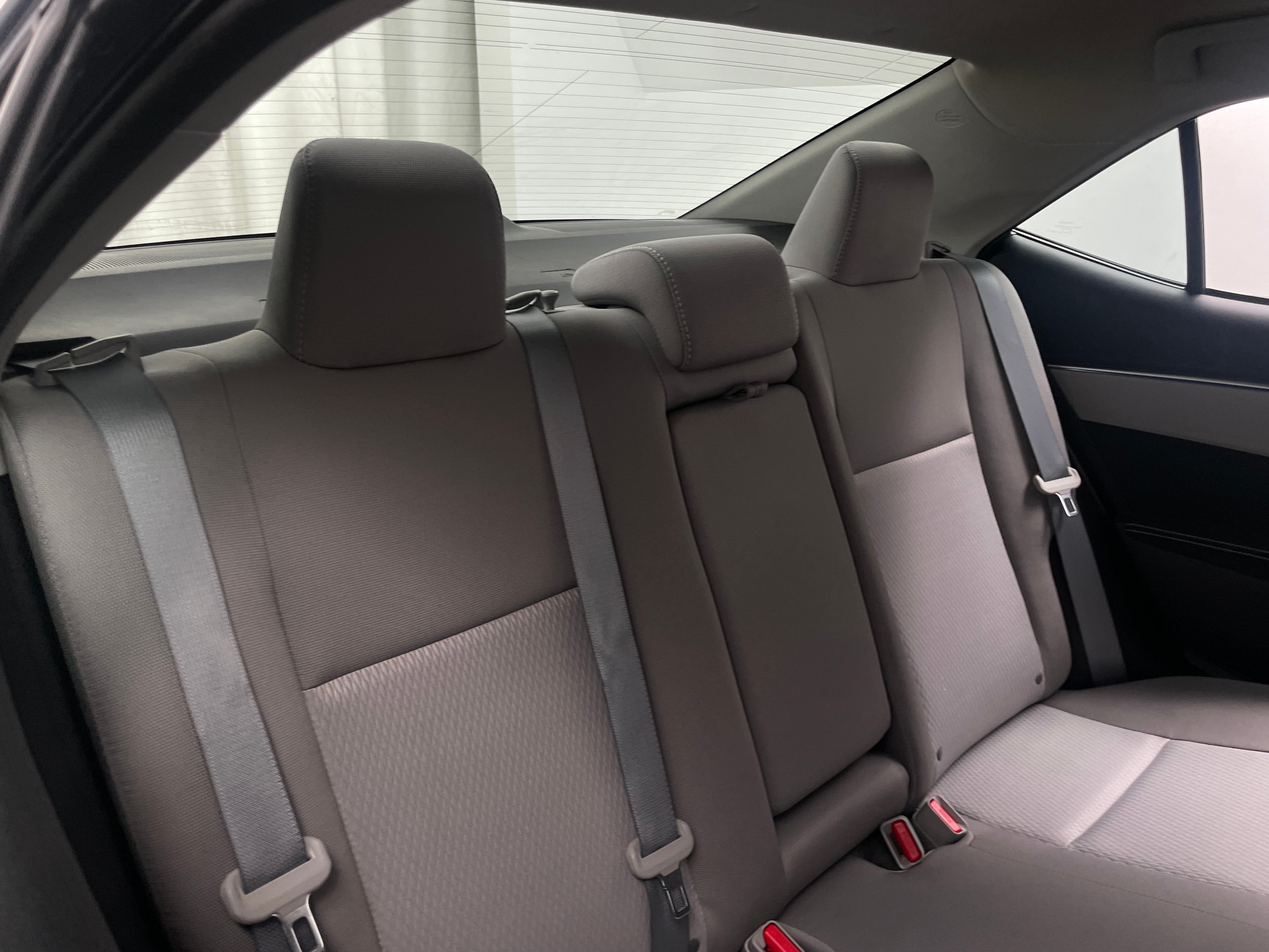 2015 Toyota Corolla LE 6